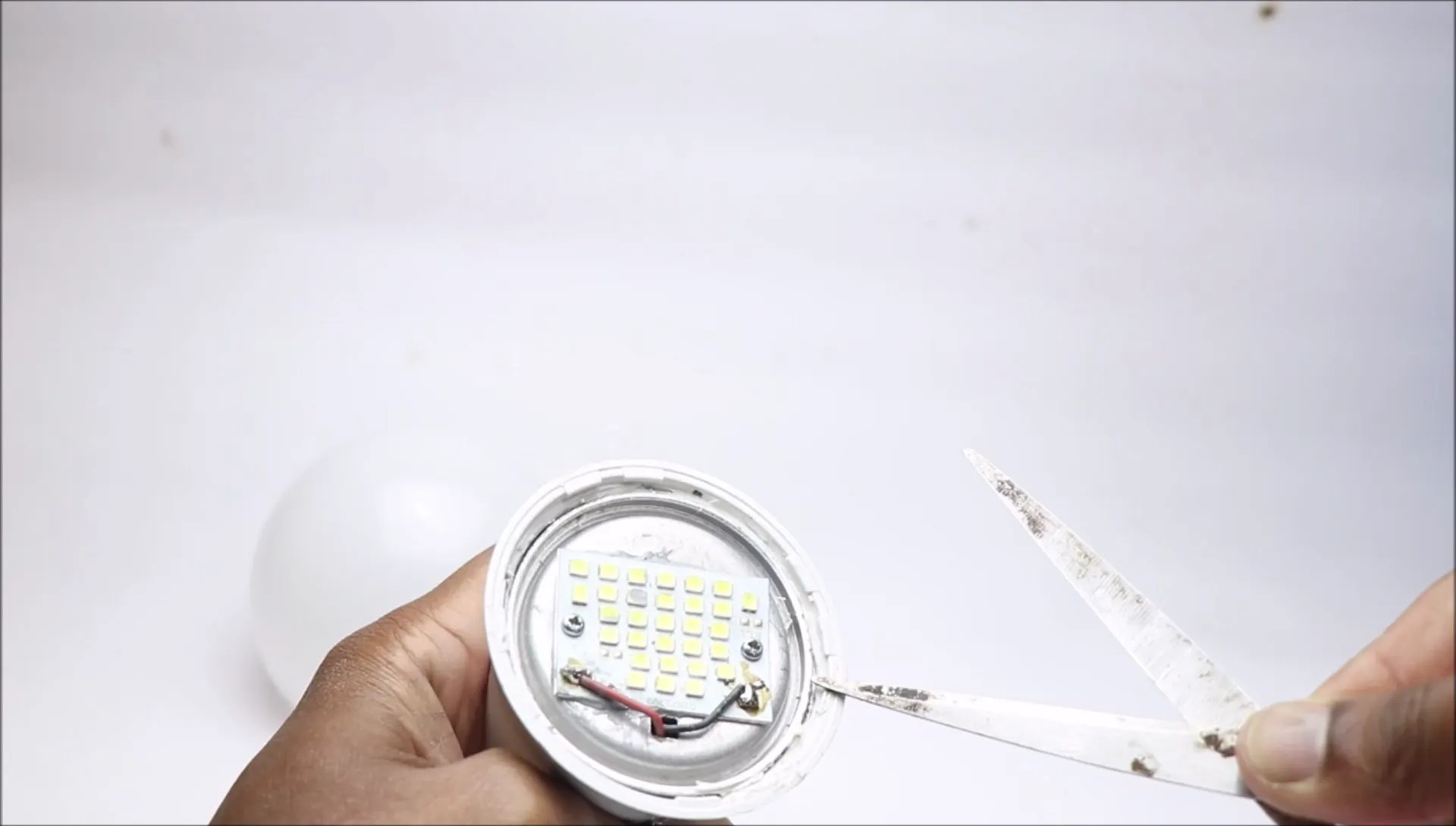 Giving Led Bulbs A Second Chance 7 Steps With Pictures Instructables