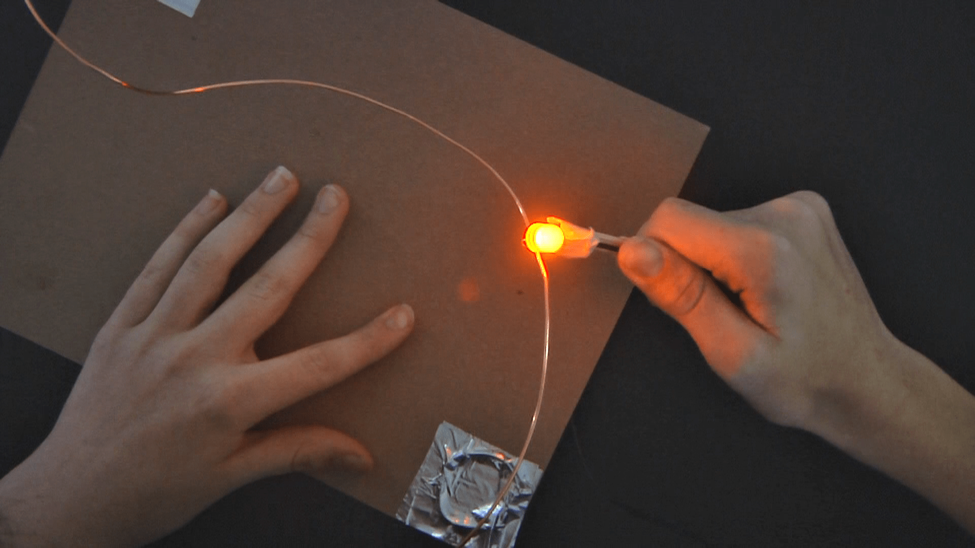 Steady Hands By Kaiser Games - Retina Dark Wallpapers for Desktop