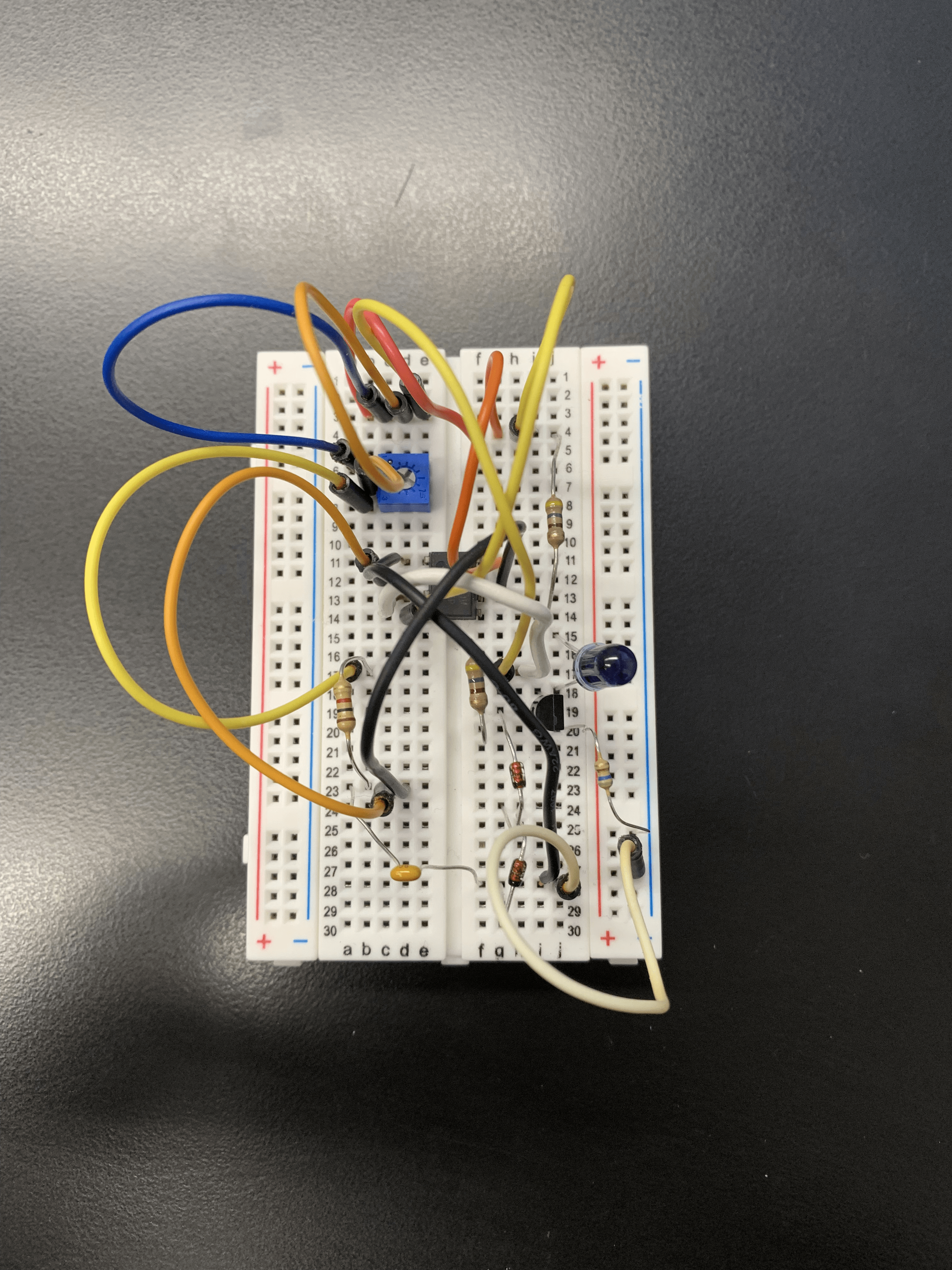 Tv Remote Control Jammer 555 Timer 5 Steps Instructables - Premium Landscape Background Gallery - Desktop