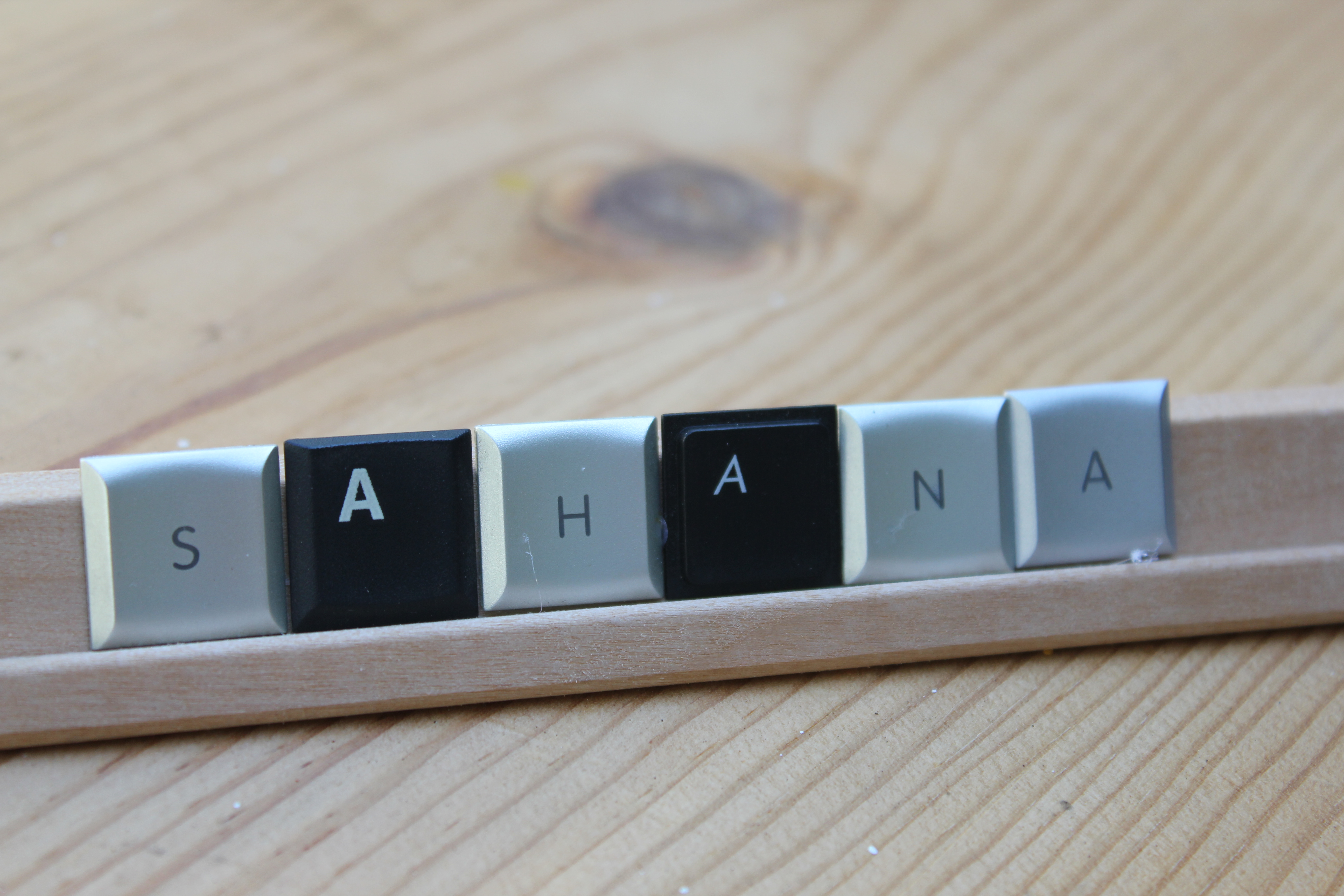 Computer Keyboard Desk Decor 5 Steps Instructables - Amazing Retina Minimal Patterns | Free Download