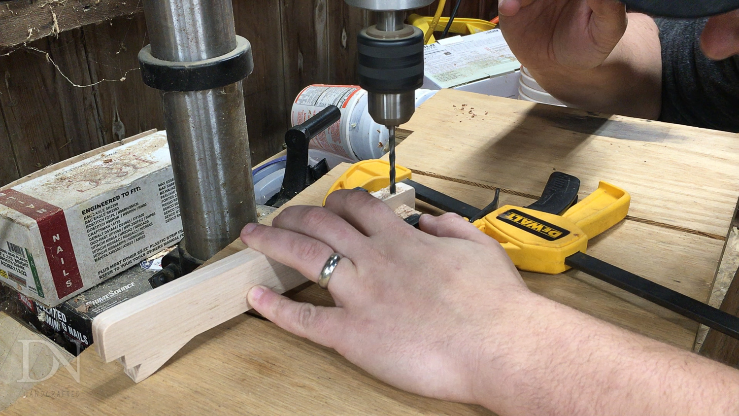 Modern Inbox Stackable Paper Trays - Download Gorgeous Geometric Image | Mobile