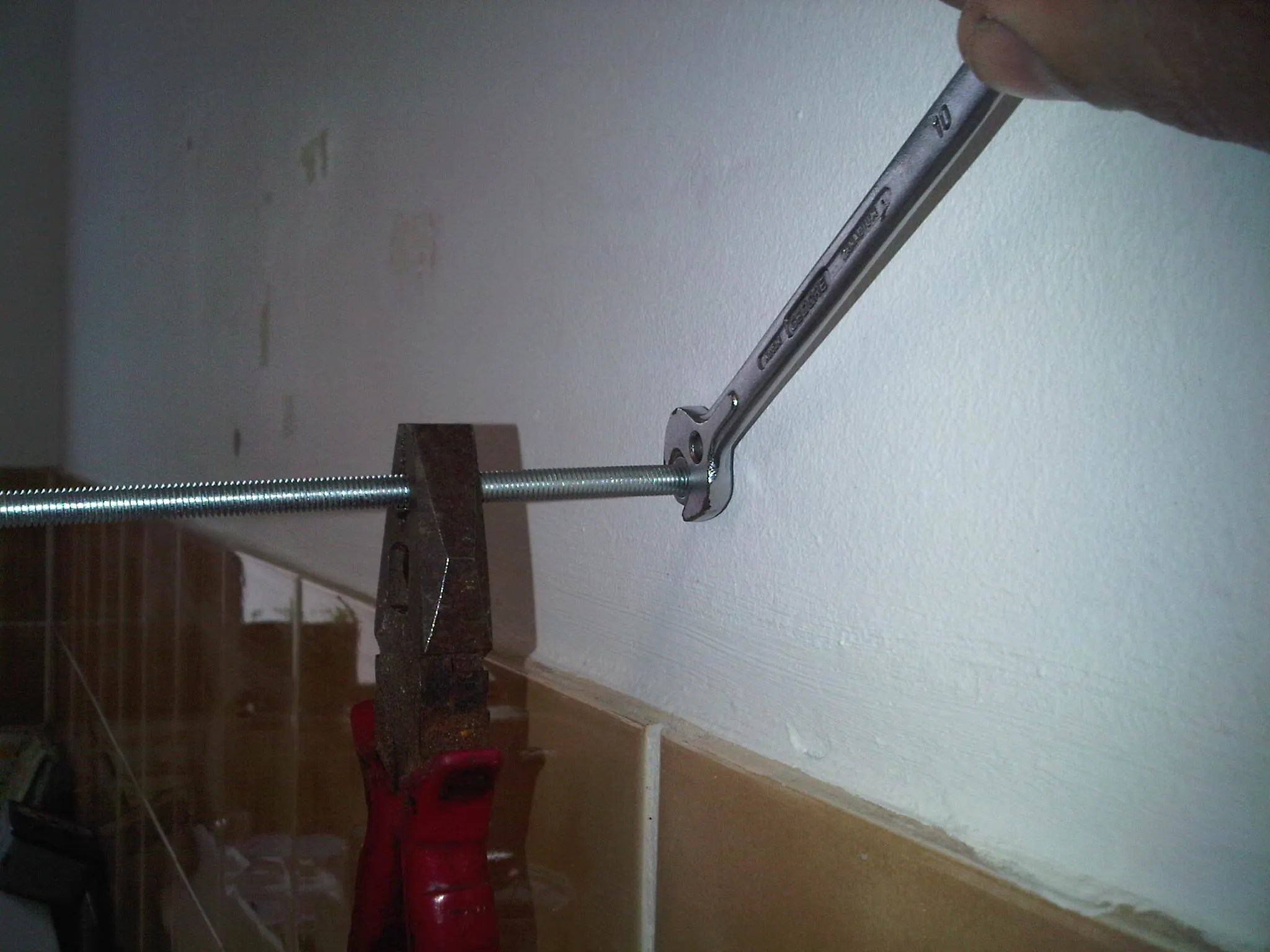 Simple Floating Shelf 10 Steps With Pictures Instructables