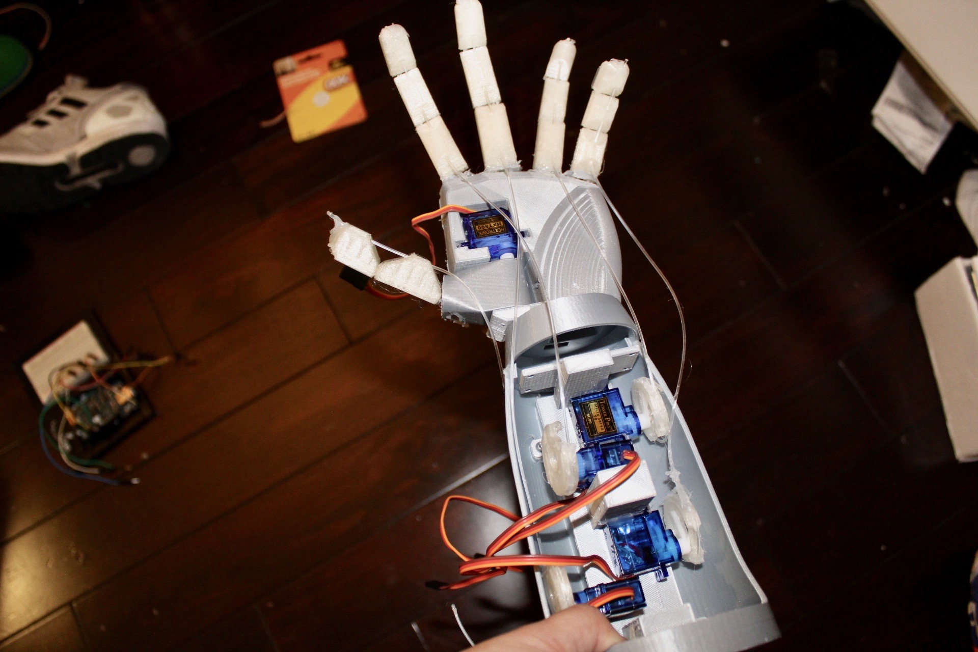 3d Printed Robotic Hand With Bluetooth Control 18 Steps With - Stunning 8K Ocean Images | Free Download