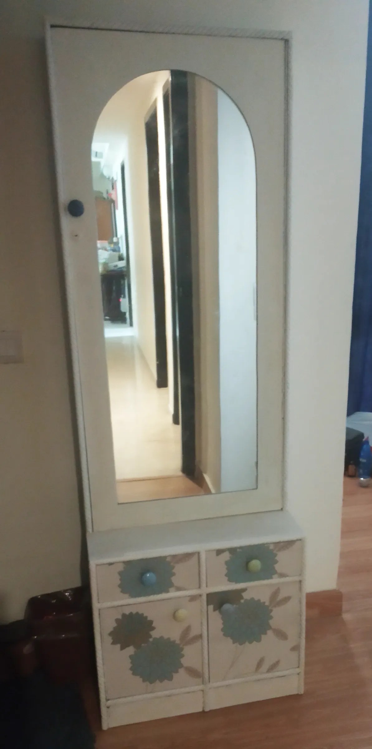 Bringing Old Furniture Back To Life 4 Steps With Pictures