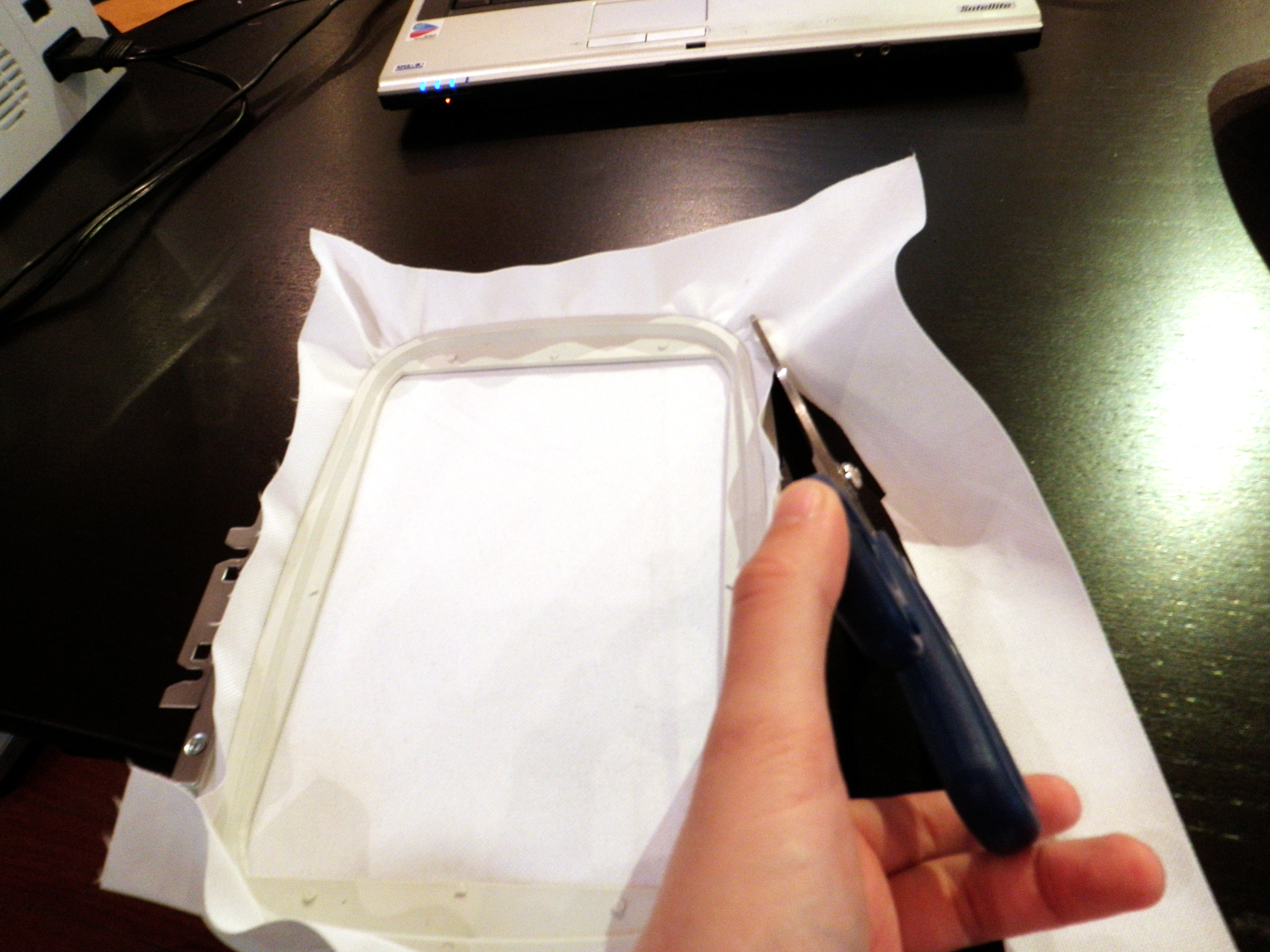 Embroidered Iron On Patch Instructables - Amazing Mobile Gradient Wallpapers | Free Download