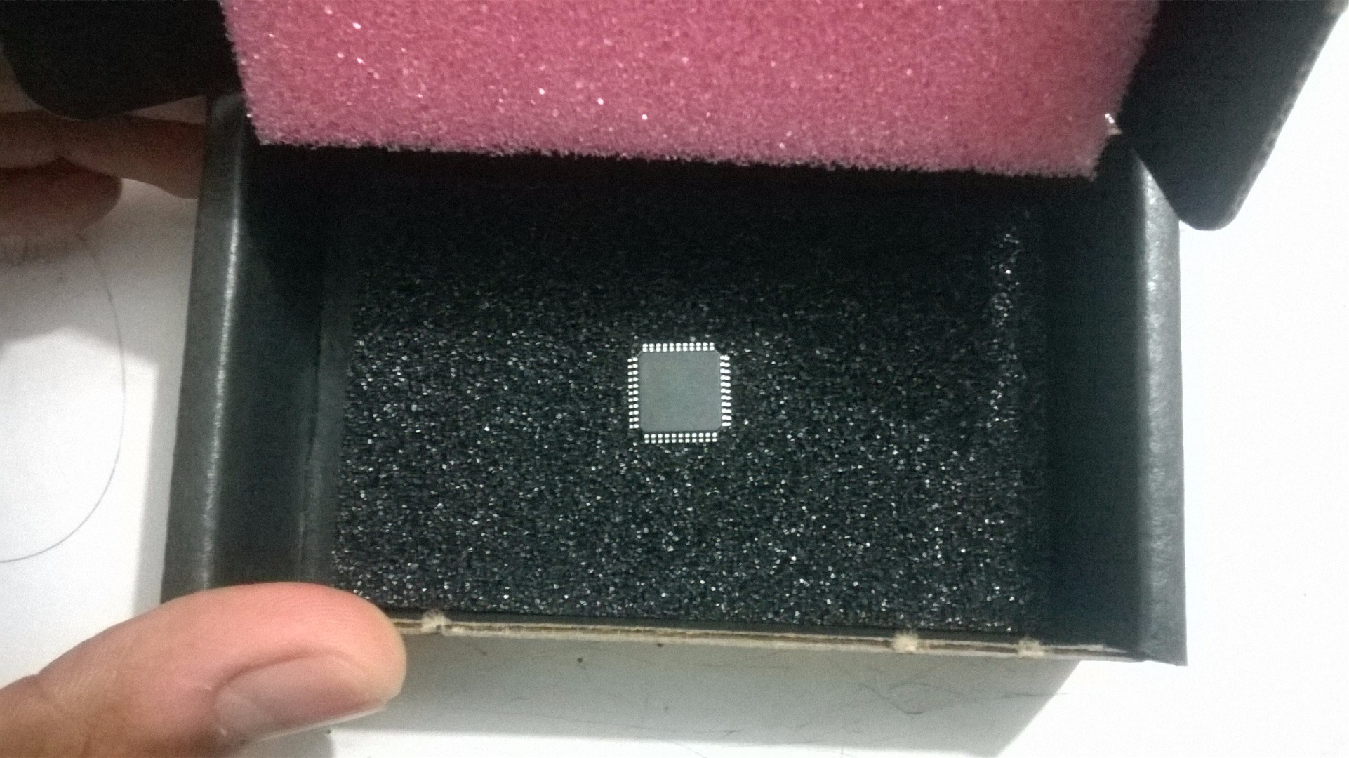 Smd Soldering Soic Package 4 Steps Instructables - Premium Vintage Art - Desktop