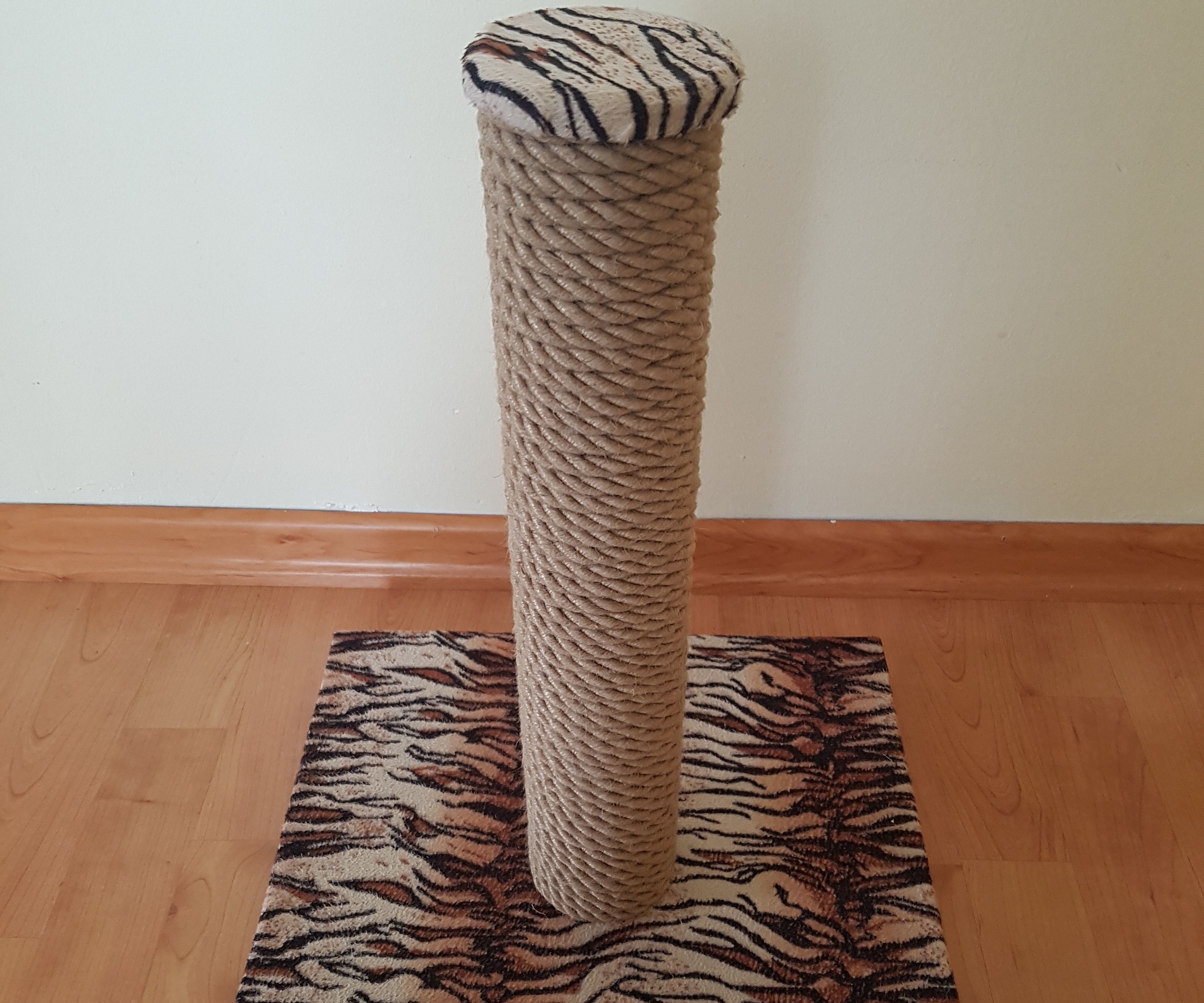 Diy Cat Scratching Post - Best Space Images in Desktop