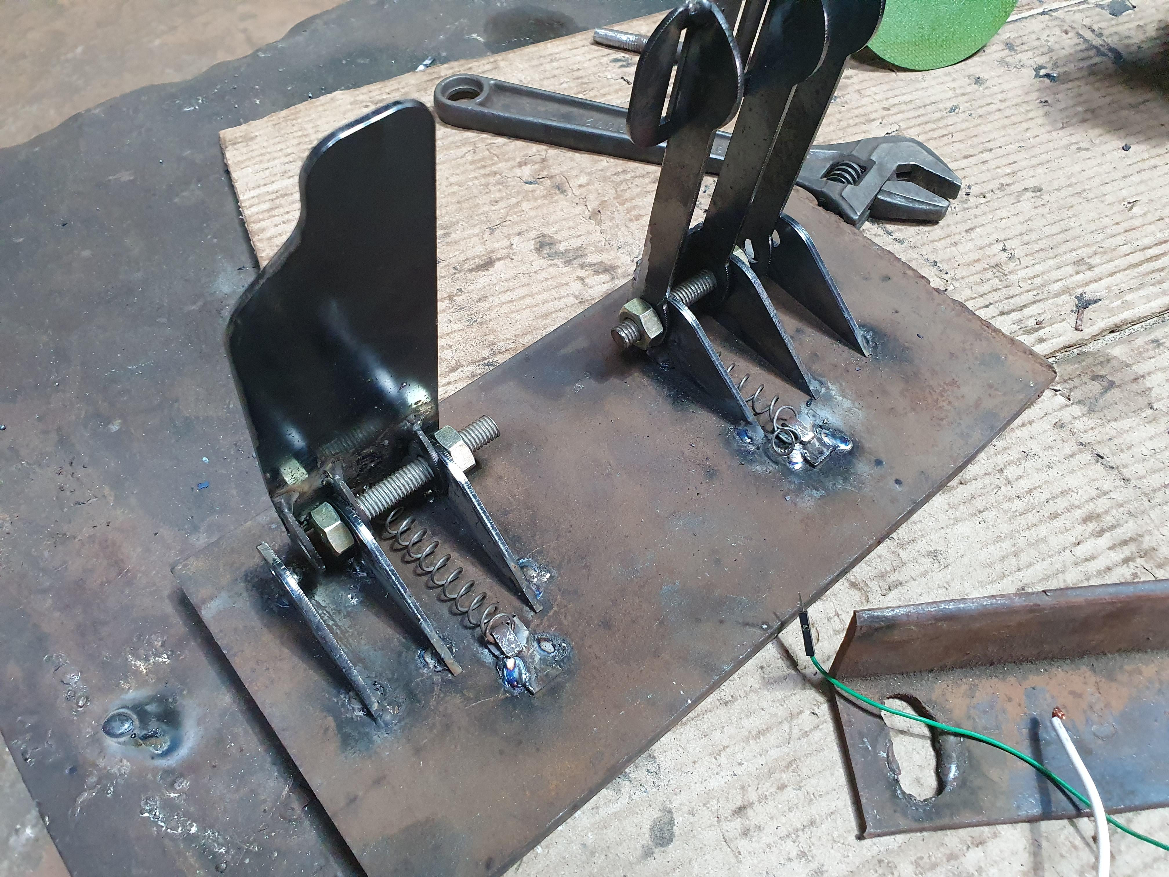 Diy Racing Simulator 4 Steps Instructables - Best Geometric Images in Mobile