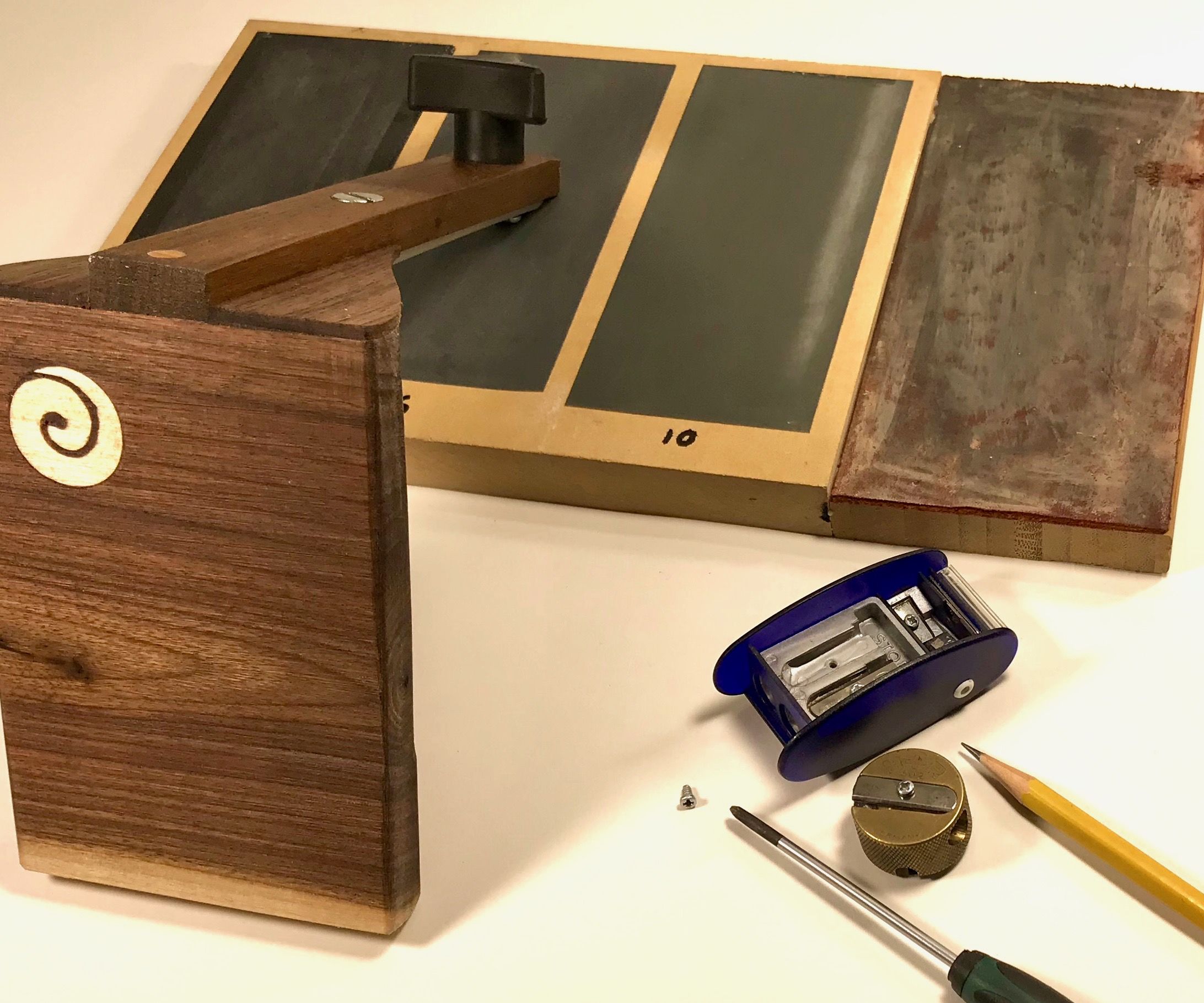 Pencil Sharpener Sharpener 6 Steps Instructables - Beautiful Minimal Background - High Resolution