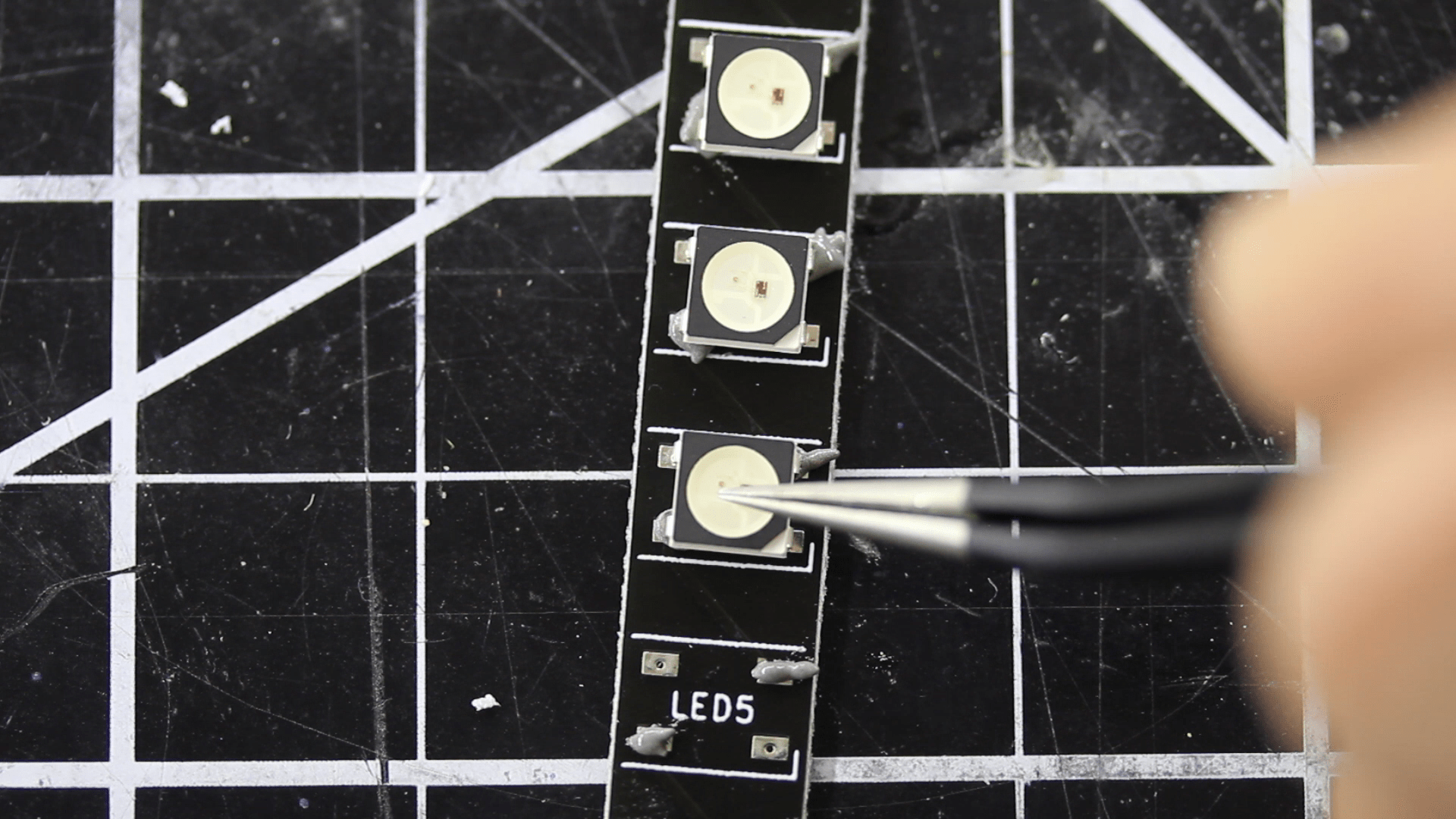 Soldering Surface Mount Components Soldering Basics 9 Steps With - Gorgeous Ultra HD Gradient Illustrations | Free Download