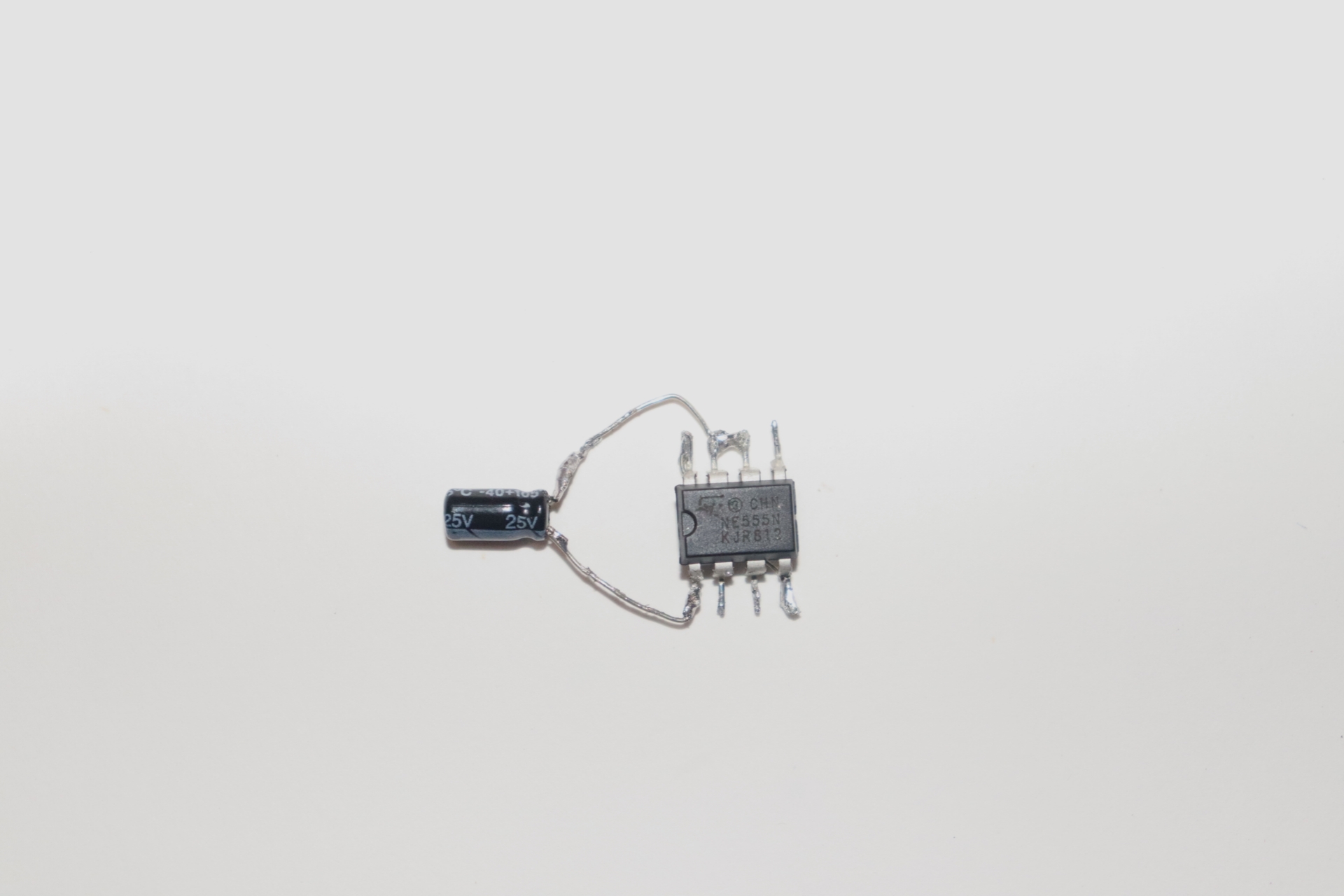 Clapping Switch Presentation Pdf - Ultra HD 8K Dark Patterns | Free Download