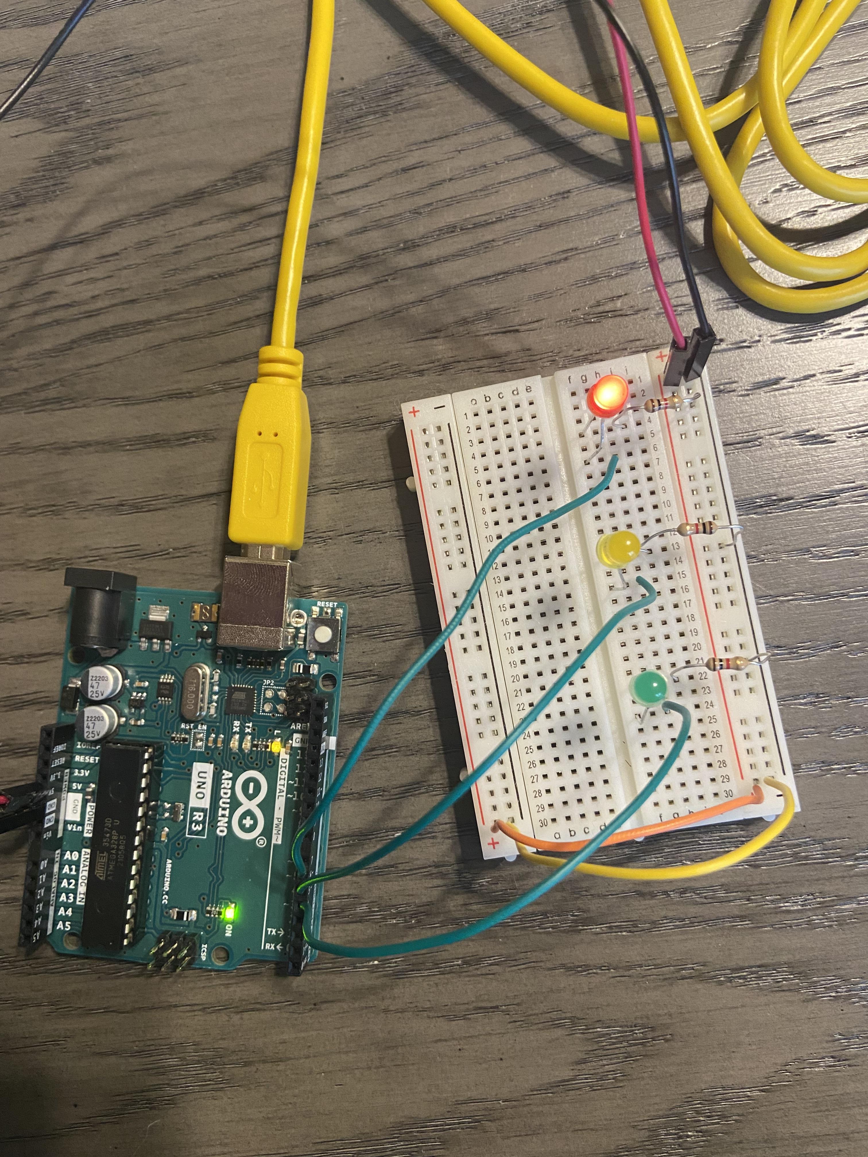 Stoplight Boiling Waters - Incredible Ultra HD Minimal Photos | Free Download