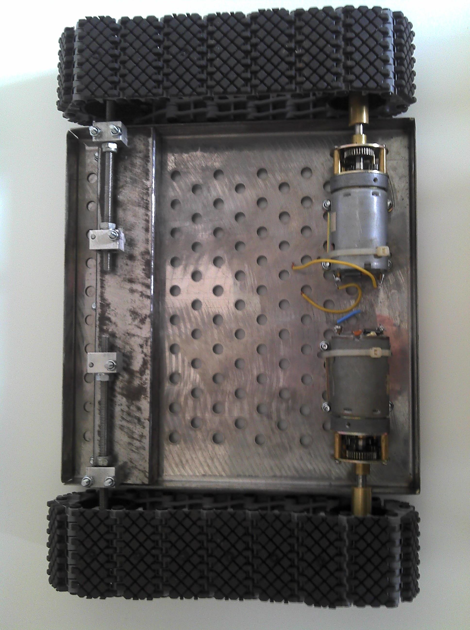 Joystick Controlled Robot Instructables - Minimal Image Collection - Mobile Quality