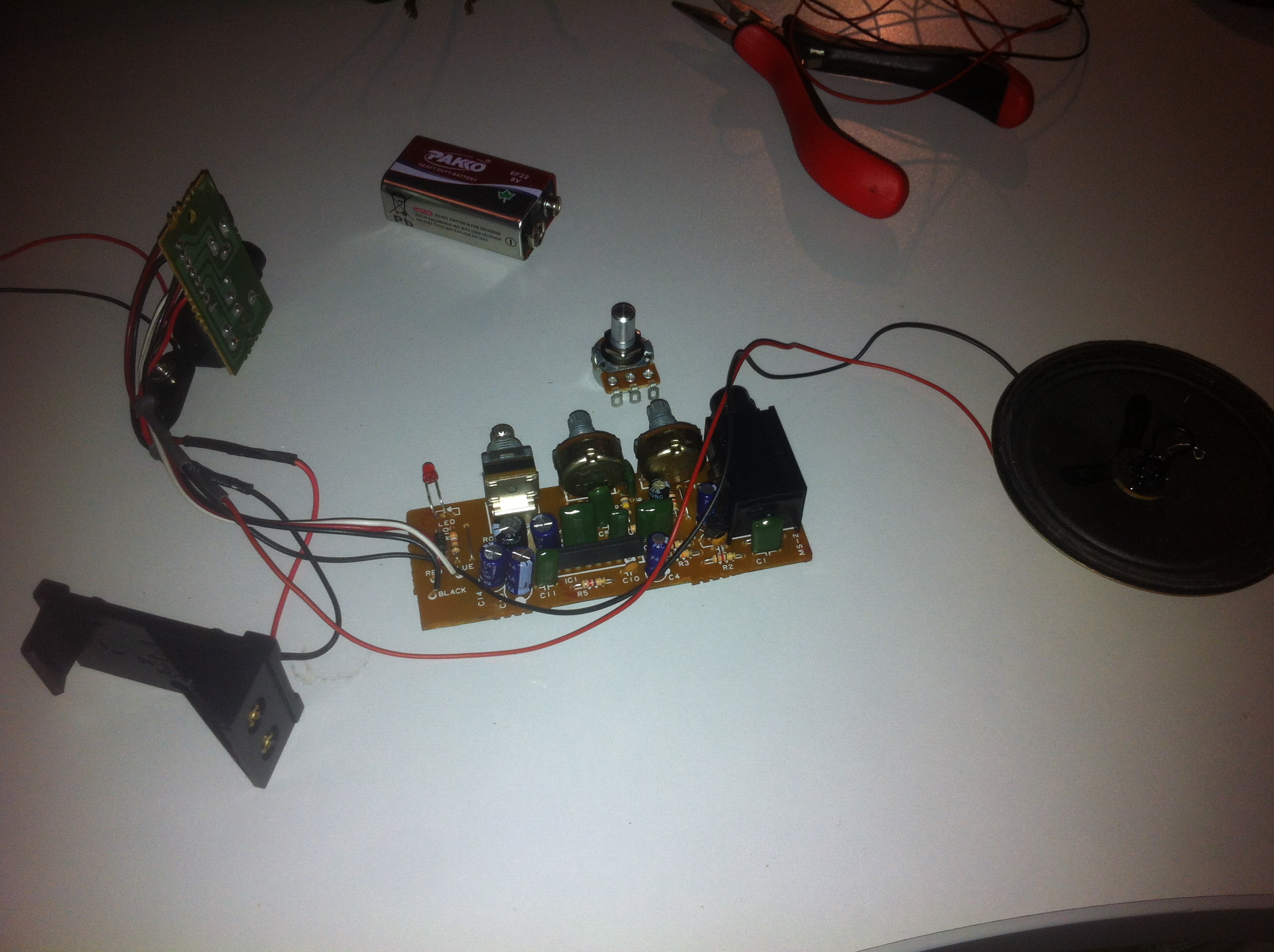 Spring Reverb Diy 7 Steps Instructables - Download Gorgeous Colorful Texture | Desktop