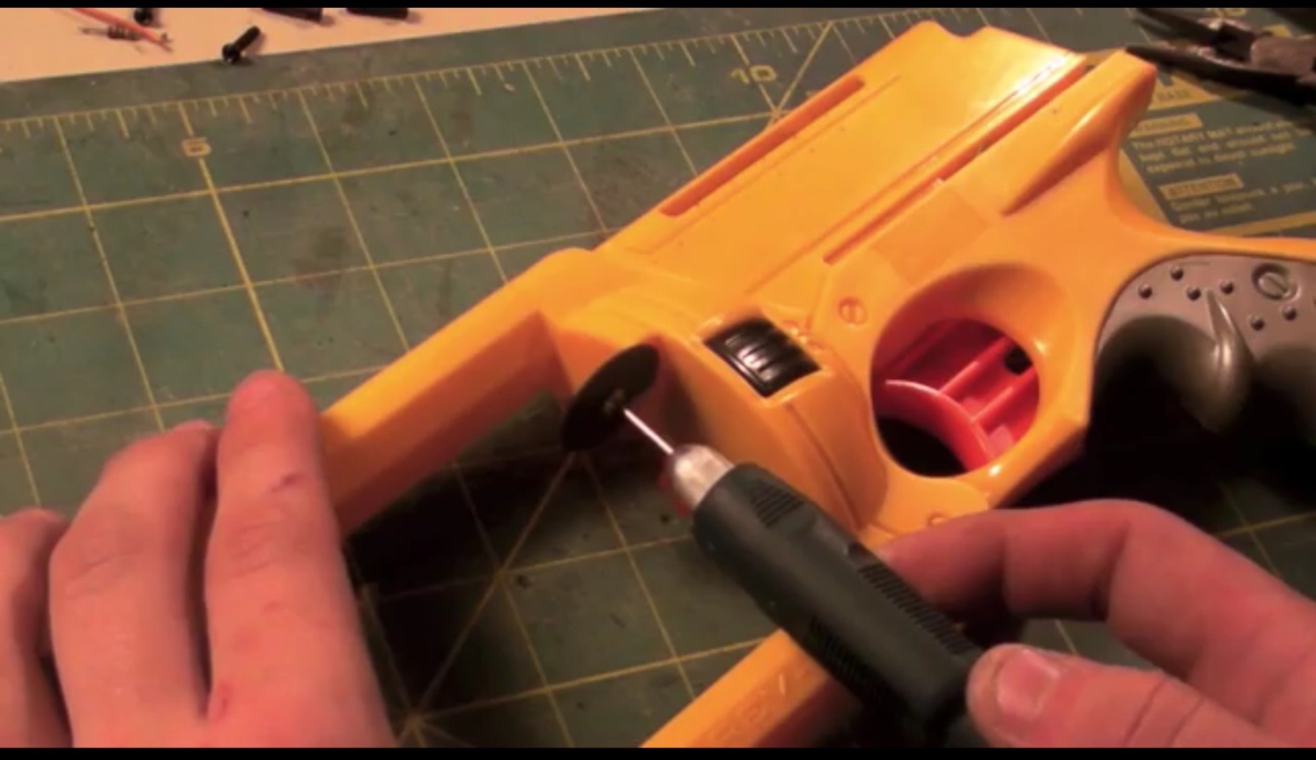 Russian Roulette Mod 4 Steps Instructables - Mobile Minimal Patterns for Desktop