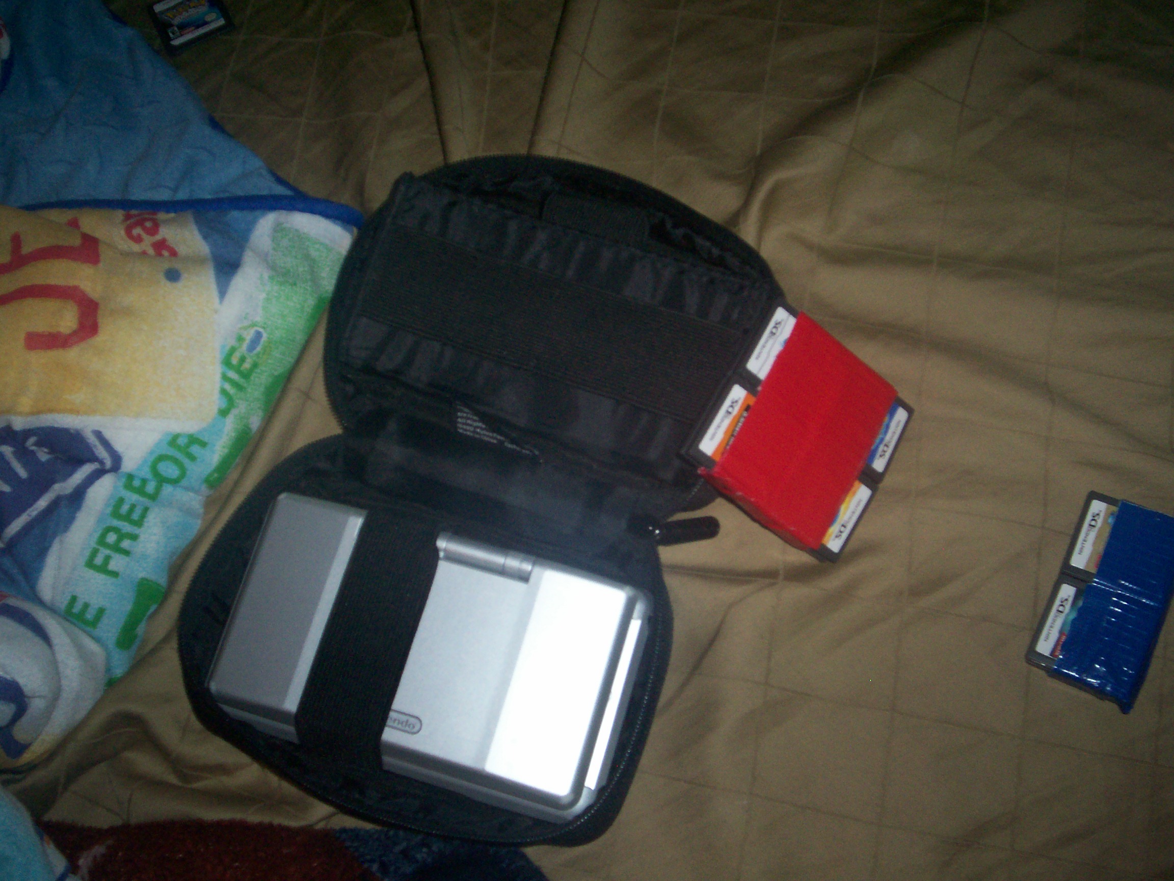 Ds Game Case 5 Steps Instructables - Professional High Resolution Light Wallpapers | Free Download