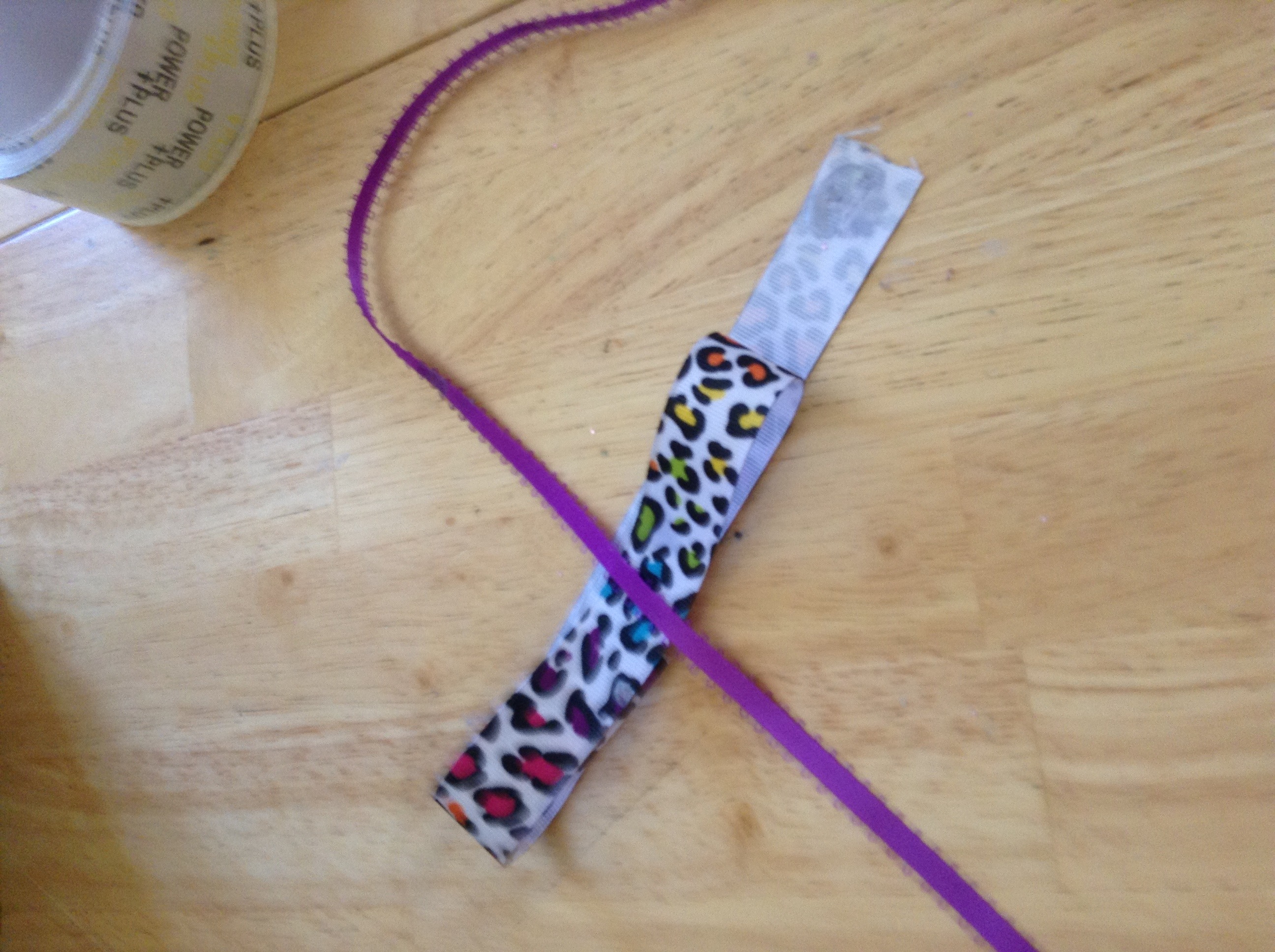 Bows 4 Steps Instructables - Colorful Texture Collection - Mobile Quality