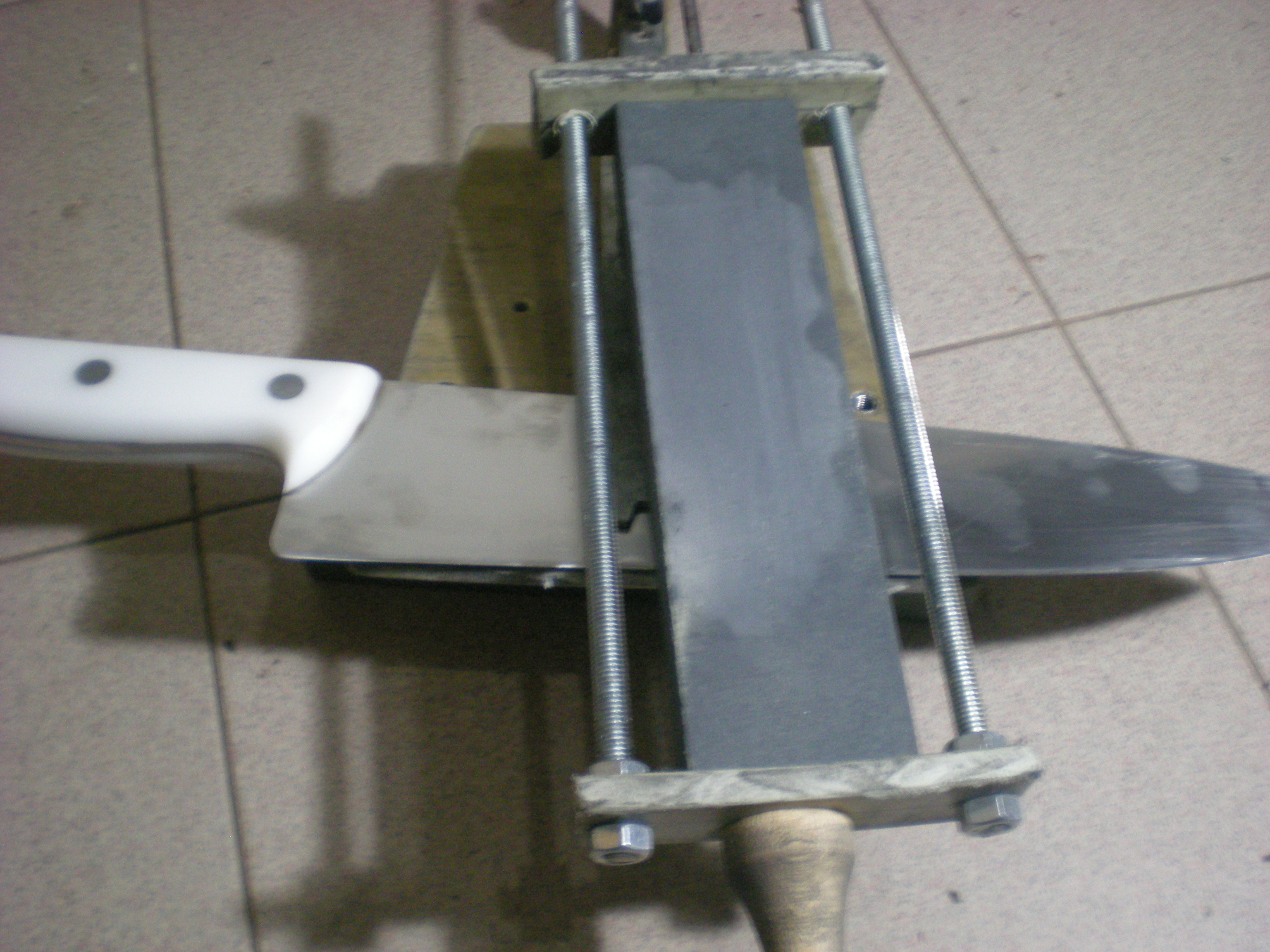 Knife Sharpening Jig Instructables - Download Beautiful Dark Design | Desktop