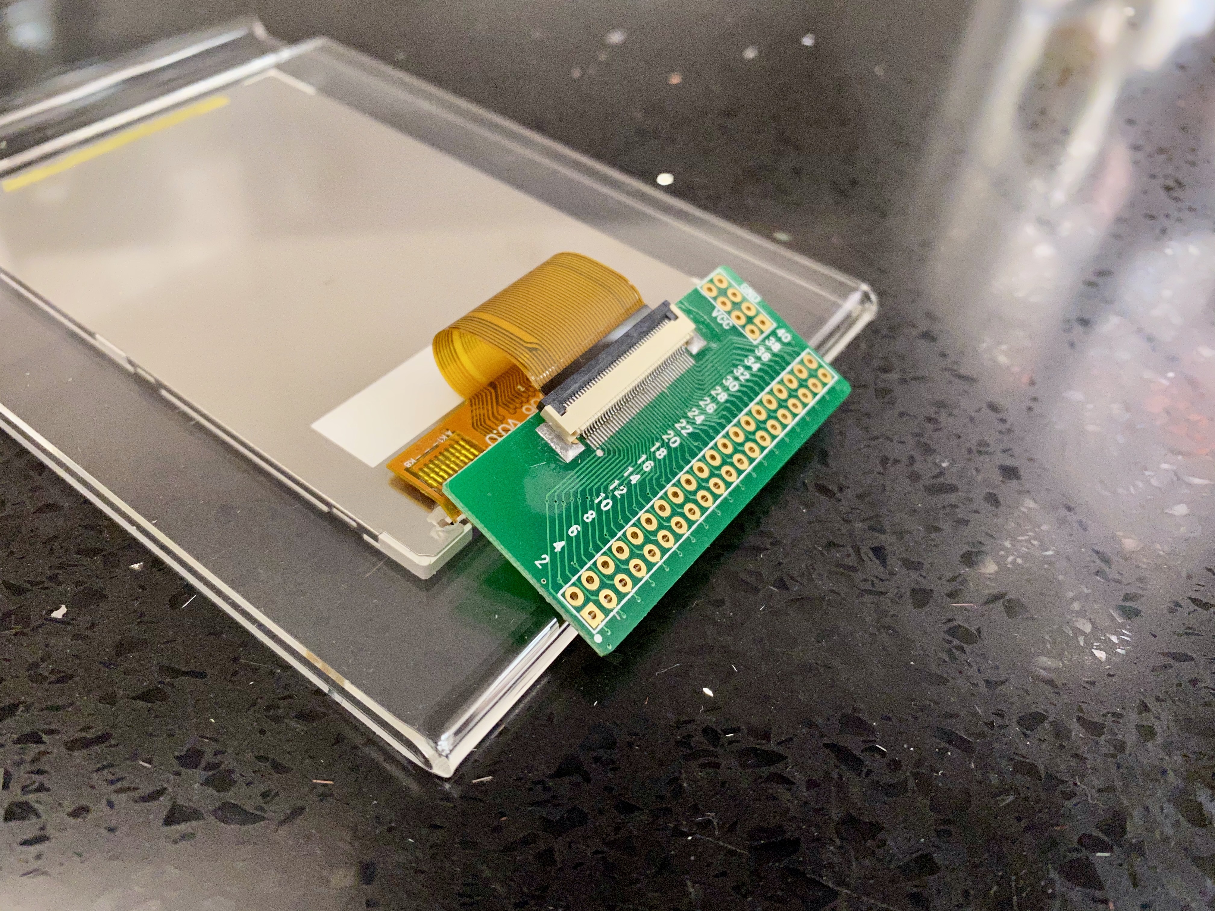 Floating Display 6 Steps With Pictures Instructables - Download Creative Gradient Background | 4K