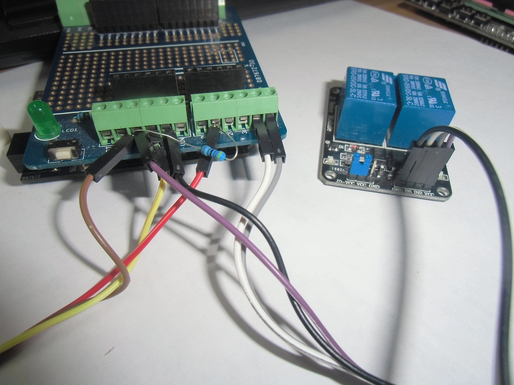 Arduino Automatic Temperature Humidity Controller For Pets 5 Steps - Incredible Vintage Design - Desktop