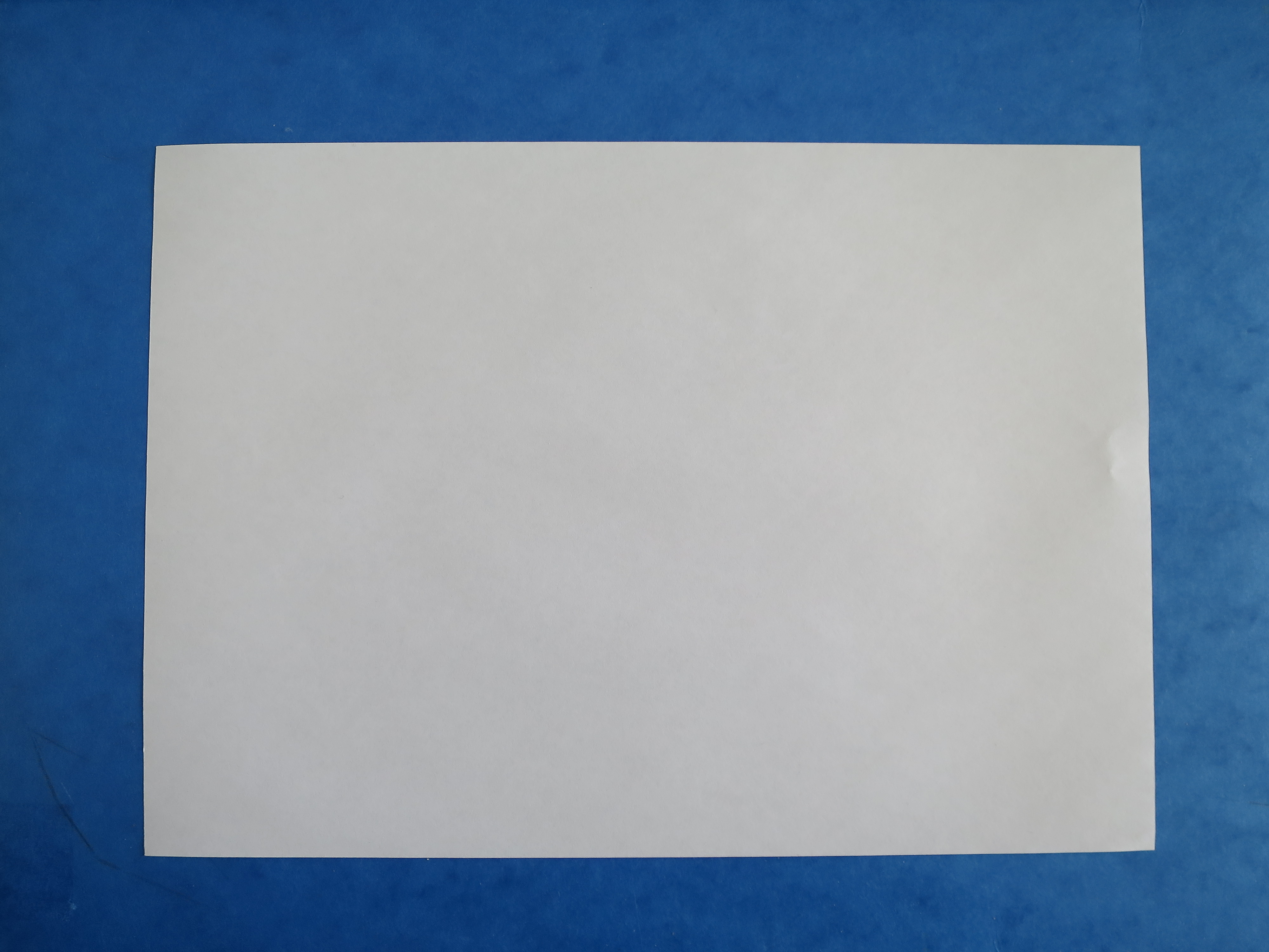 Paper Plane - Ultra HD Geometric Illustrations for Desktop