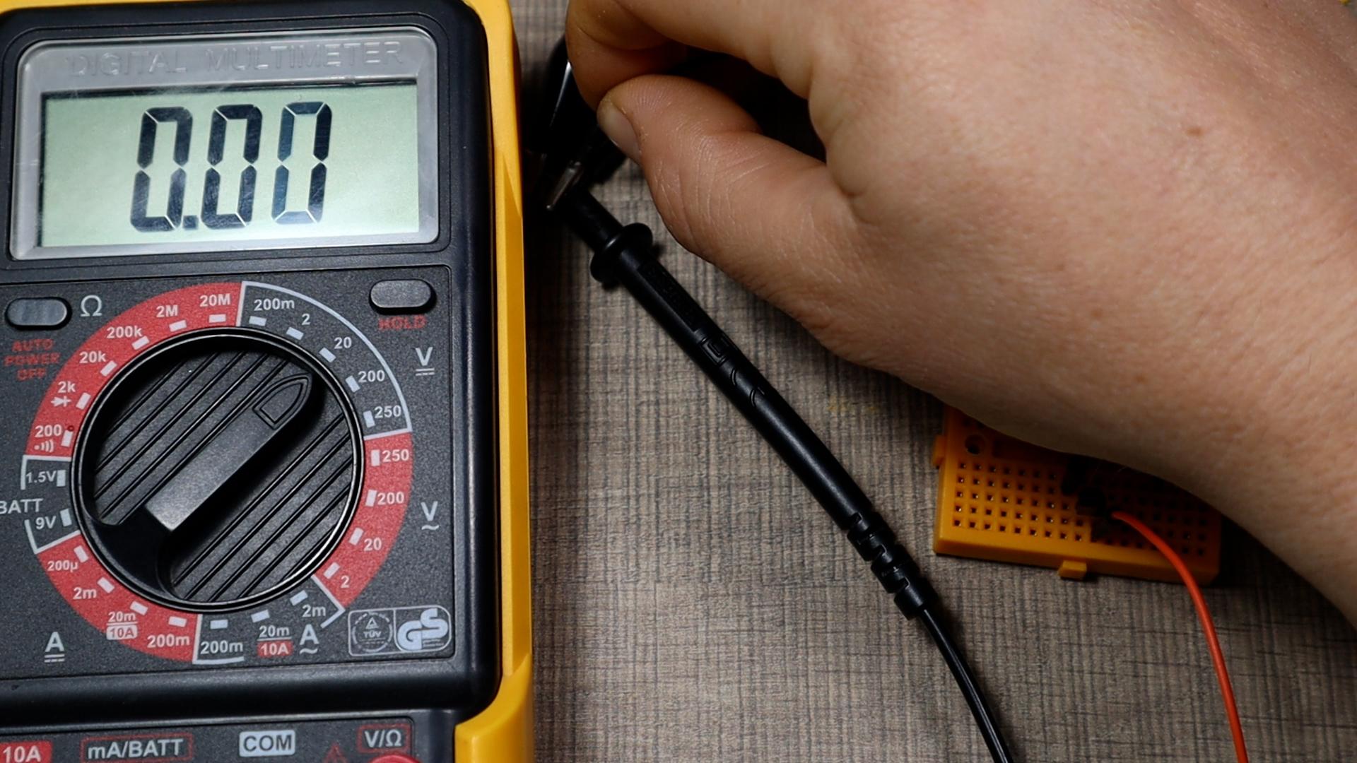 Single Transistor Bidirectional Level Shifter - Abstract Illustration Collection - Mobile Quality