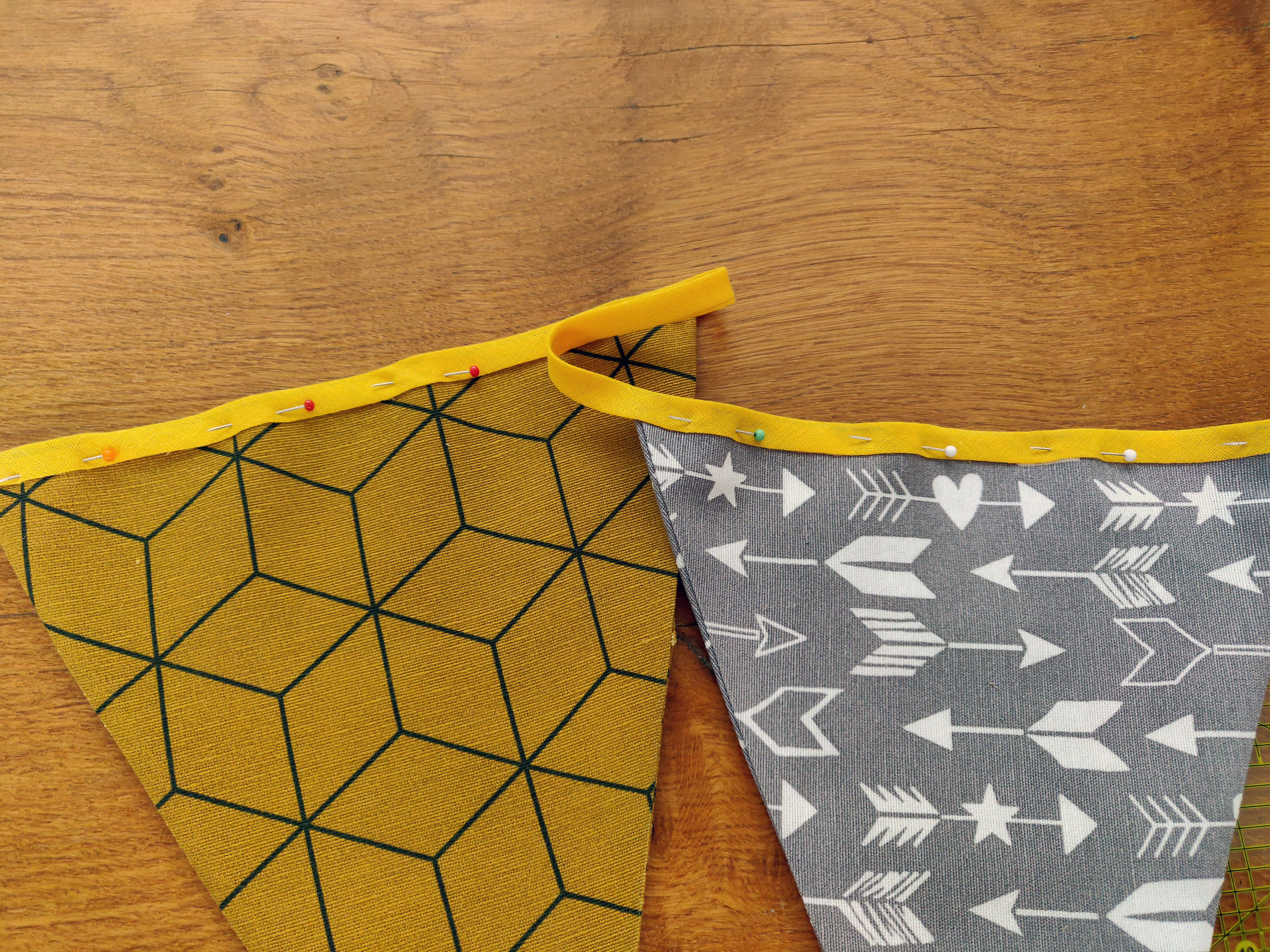 Diy Fabric Stringed Flags - Download Elegant Abstract Pattern | 4K