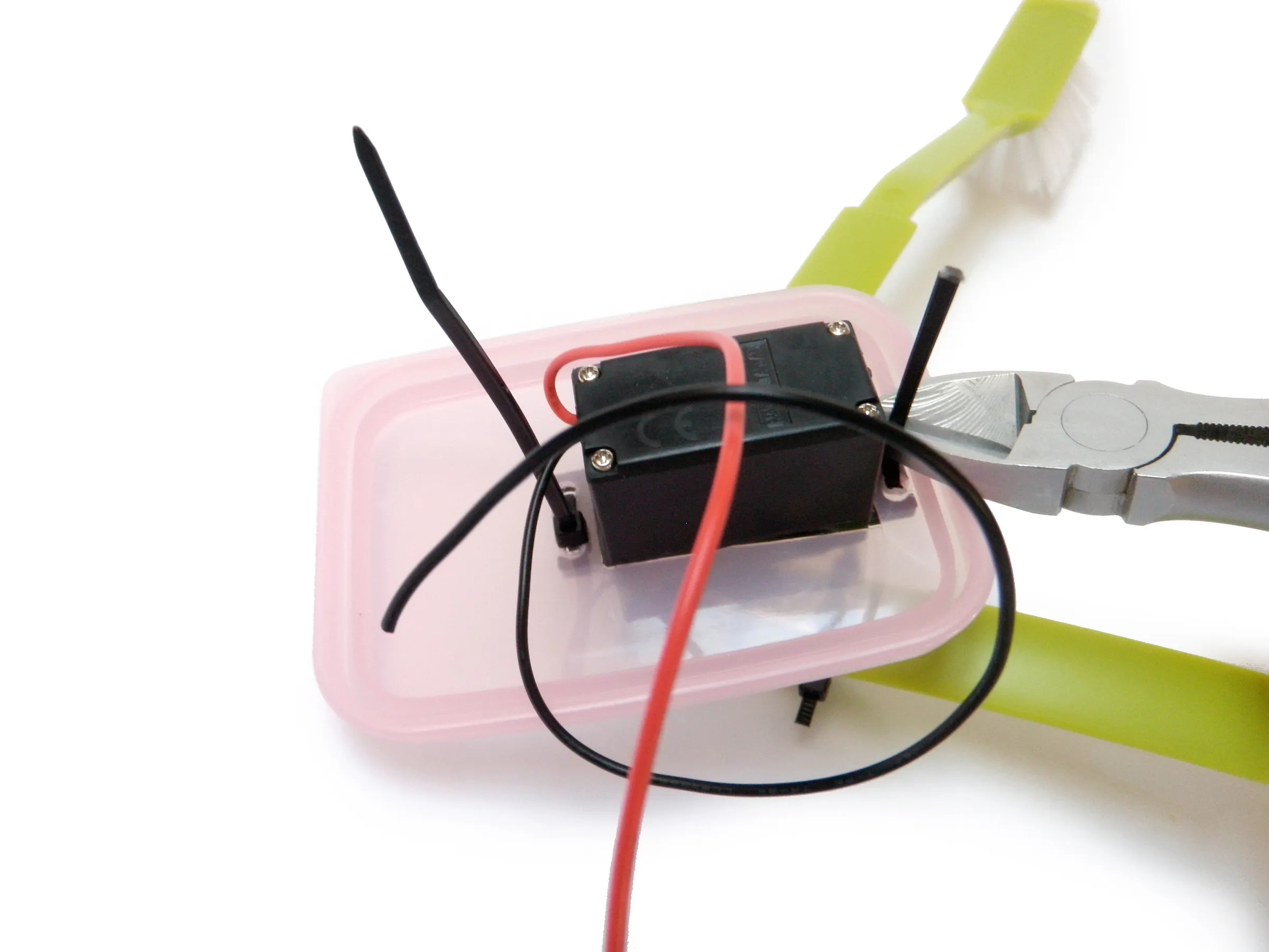 Simple Bots Skitter 20 Steps With Pictures Instructables