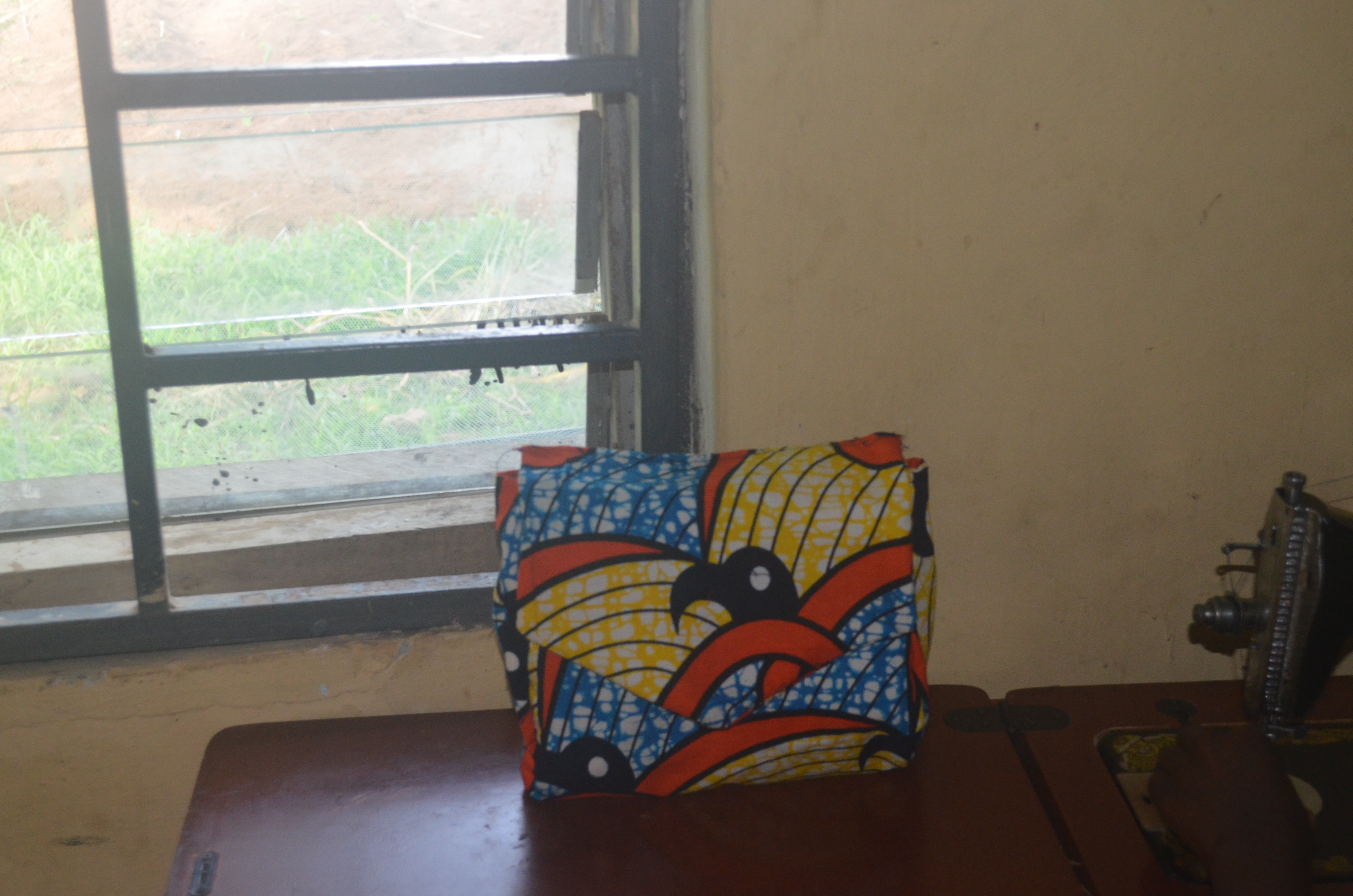 Hand Held Instructables - Creative Mountain Wallpaper - Mobile