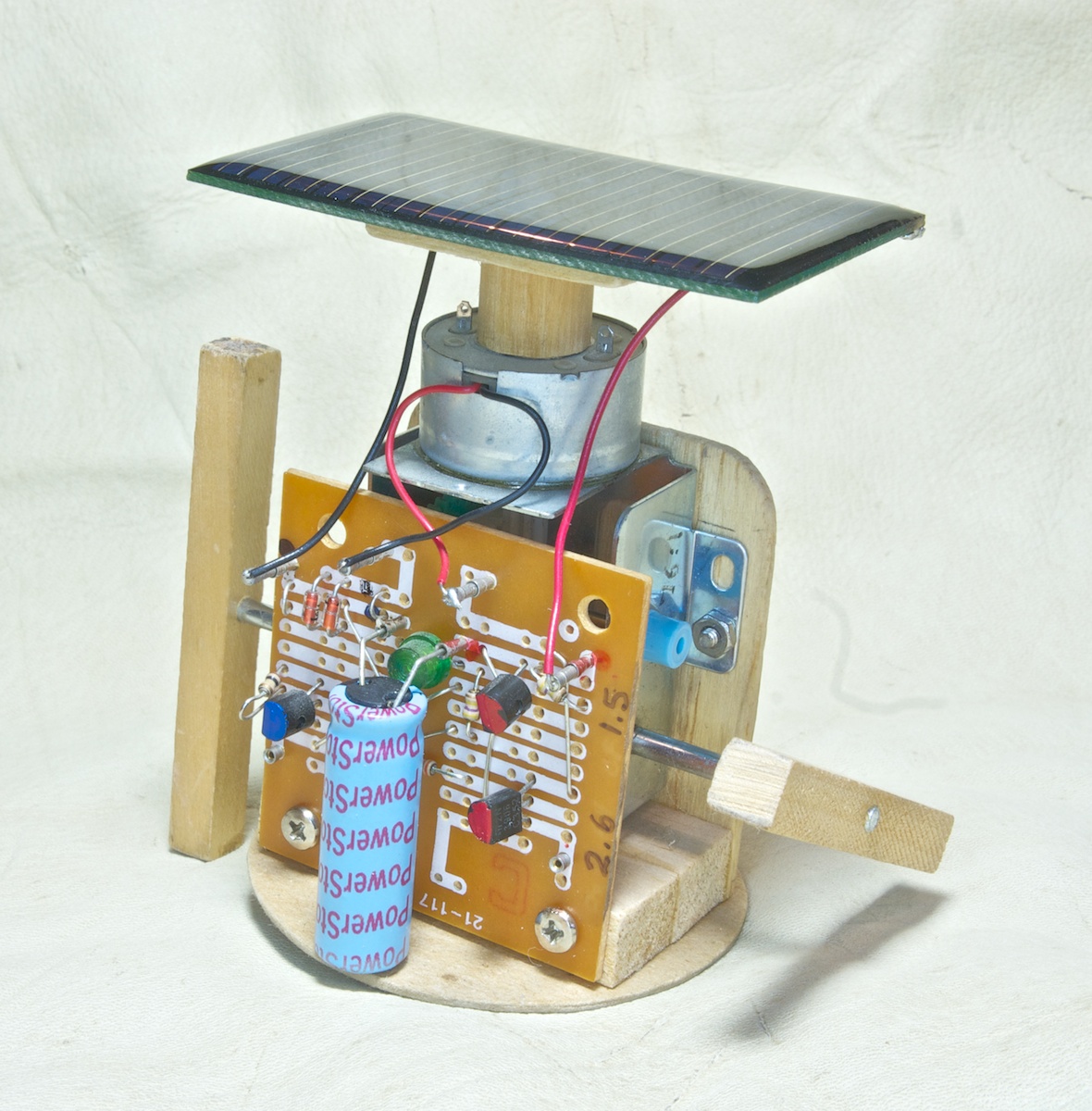 Walker The Robot 6 Steps Instructables - Vintage Photos - Ultra HD High Resolution Collection