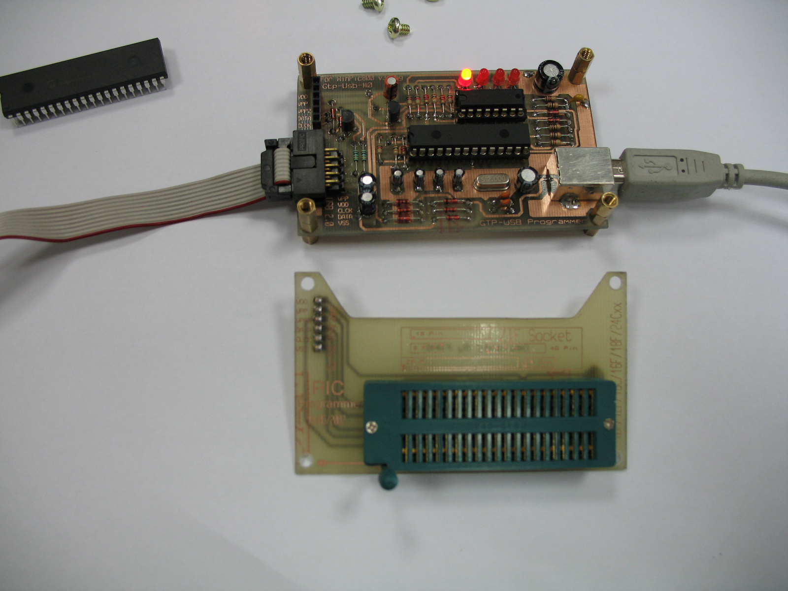 Gtp Usb Pic Programmer Open Source Using Pic18f252 - Classic Full HD Geometric Photos | Free Download