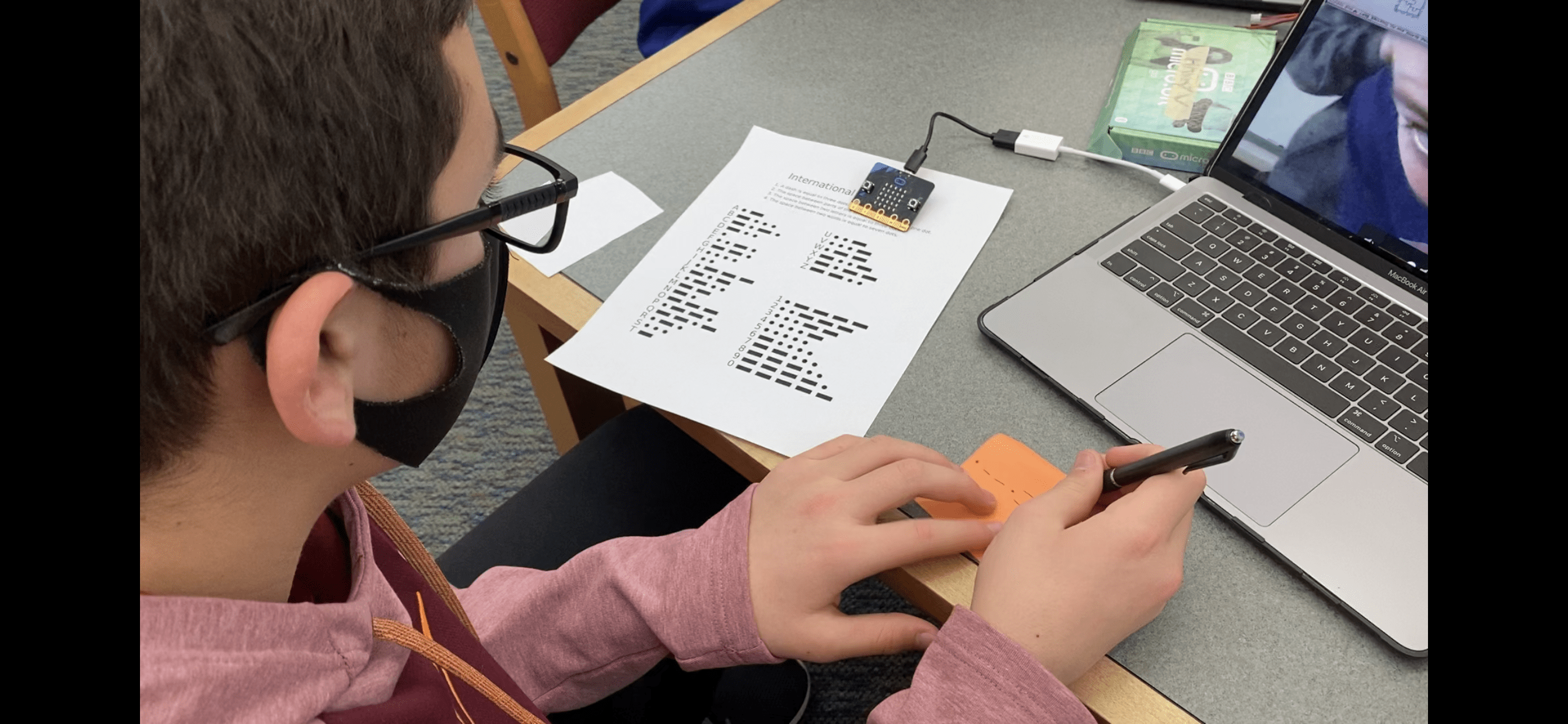 Micro Bit Morse Code Technocamps - Dark Wallpapers - Premium Desktop Collection