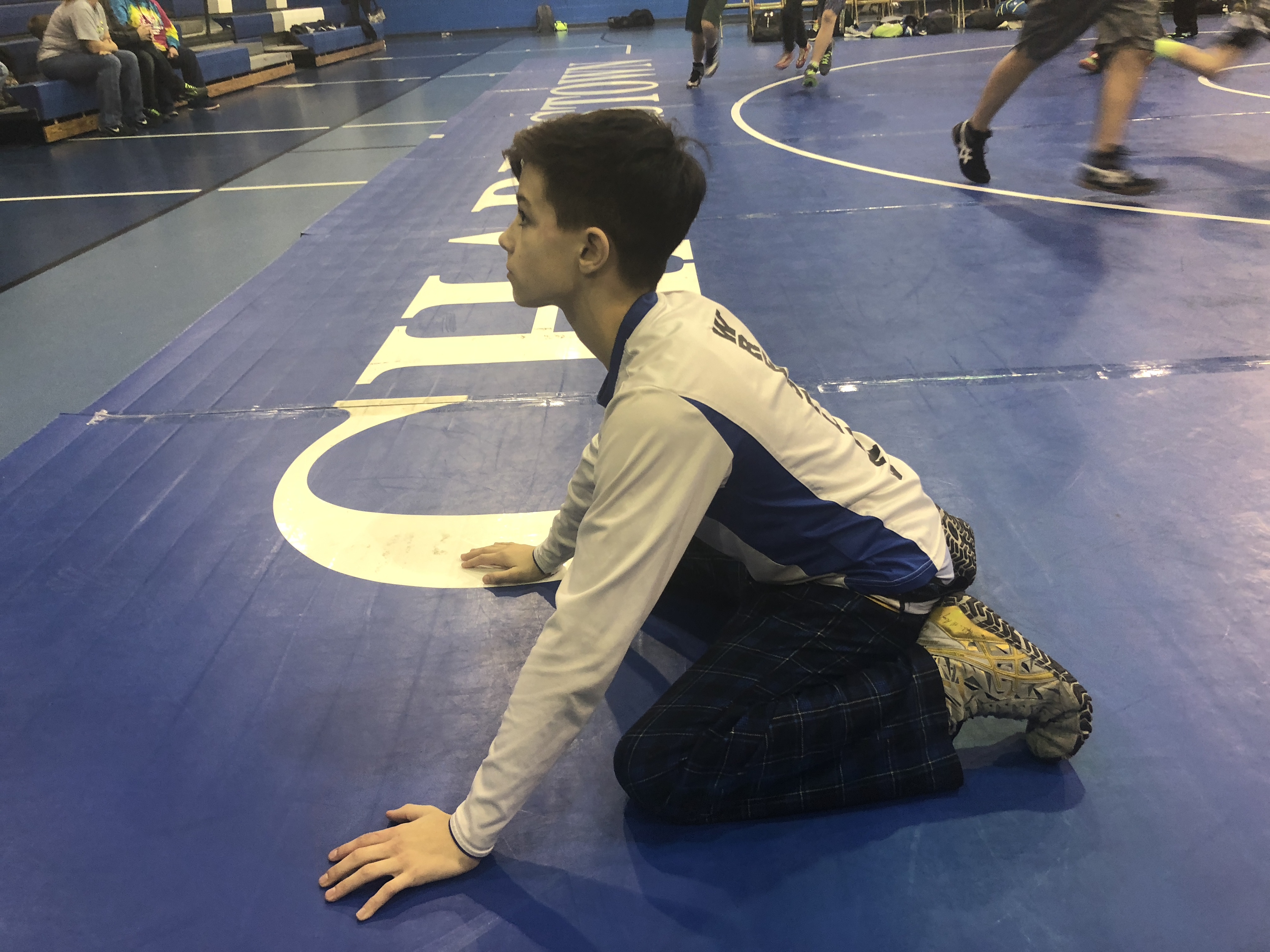 Stand Up Escape Bottom - Gradient Illustrations - Incredible HD Collection