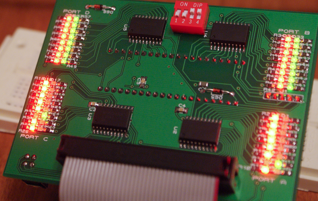 Led Microcontroller Debug Module Using Pic18f4420 - Desktop Sunset Designs for Desktop