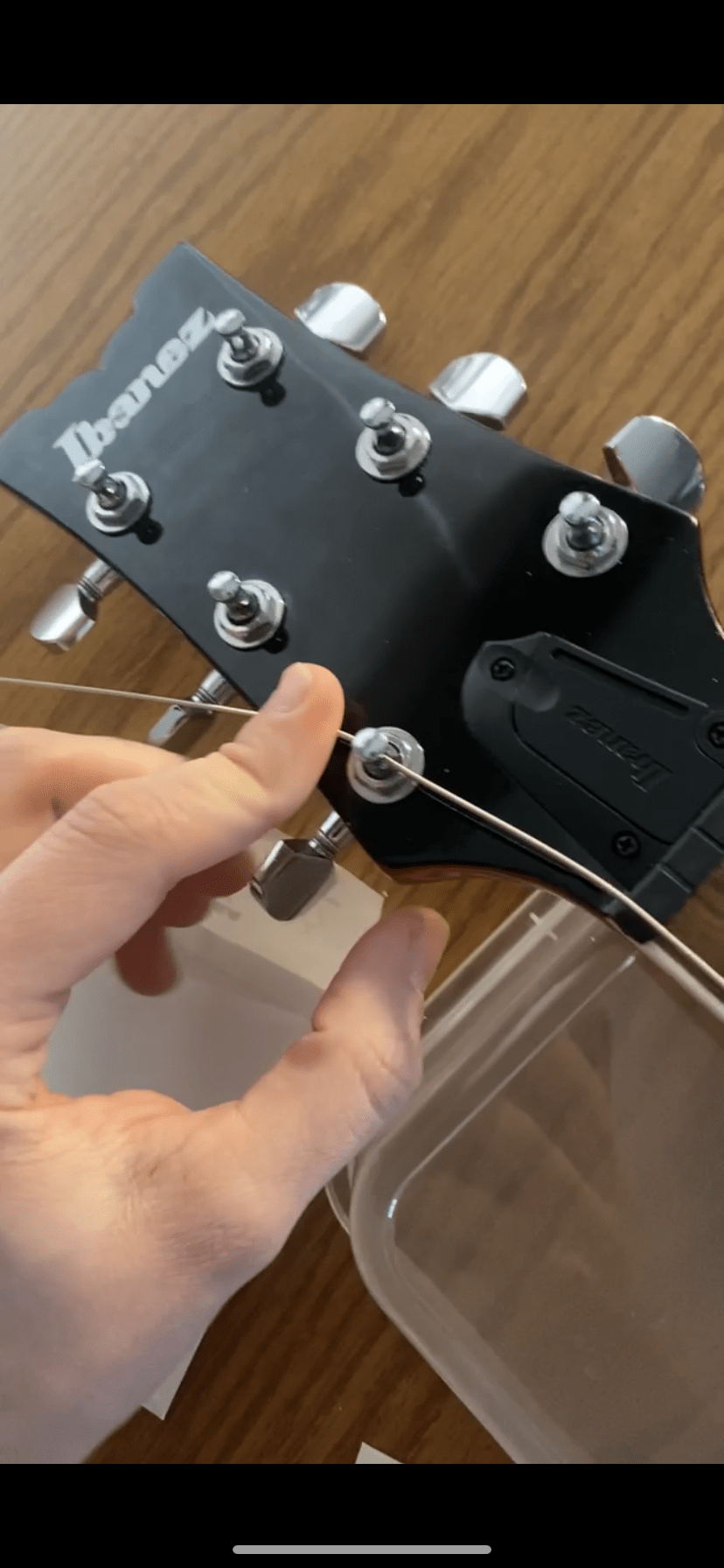 Changing Guitar Strings 4 Steps Instructables - Premium Landscape Design Gallery - 8K