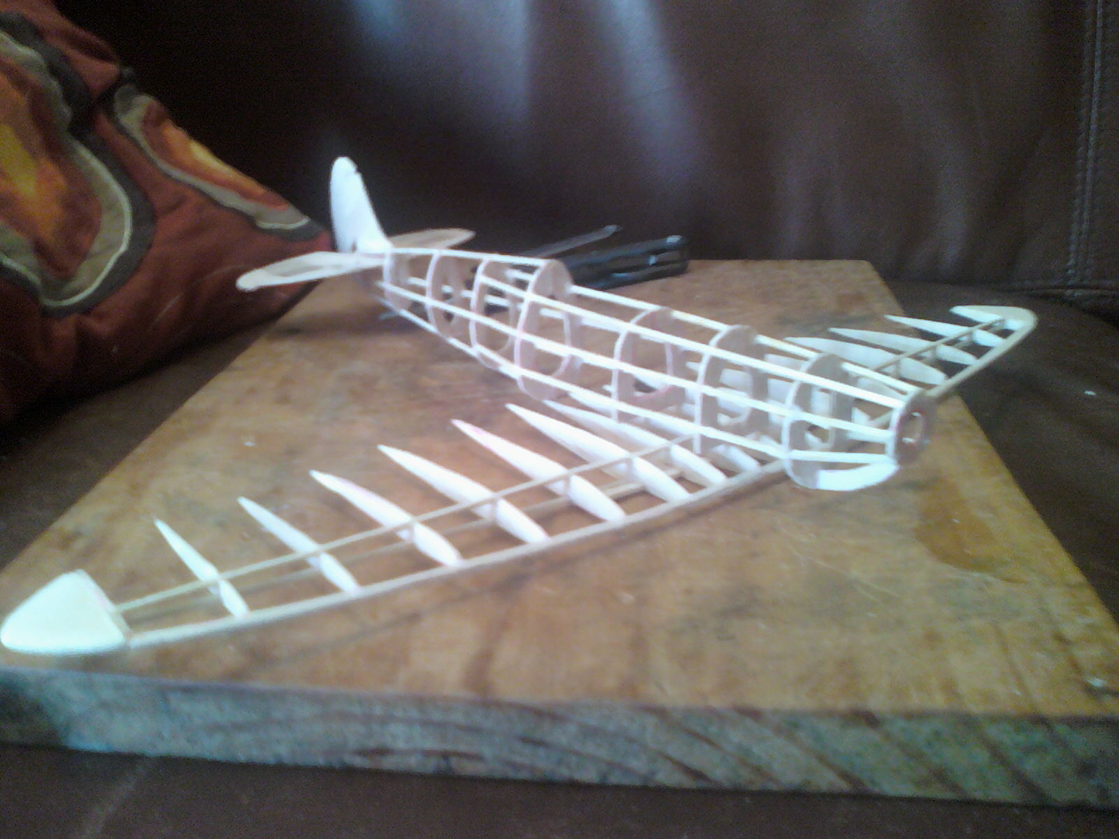 Balsa Spitfire Model Small Scale Instructables - Ultra HD Minimal Wallpapers for Desktop