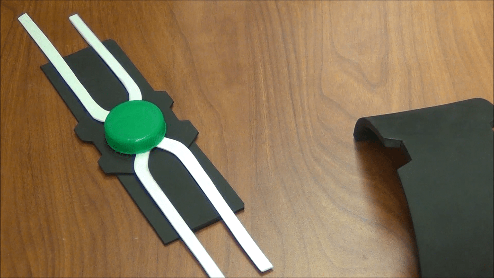 Diy Spiderman Omnitrix - Creative Nature Design - Mobile