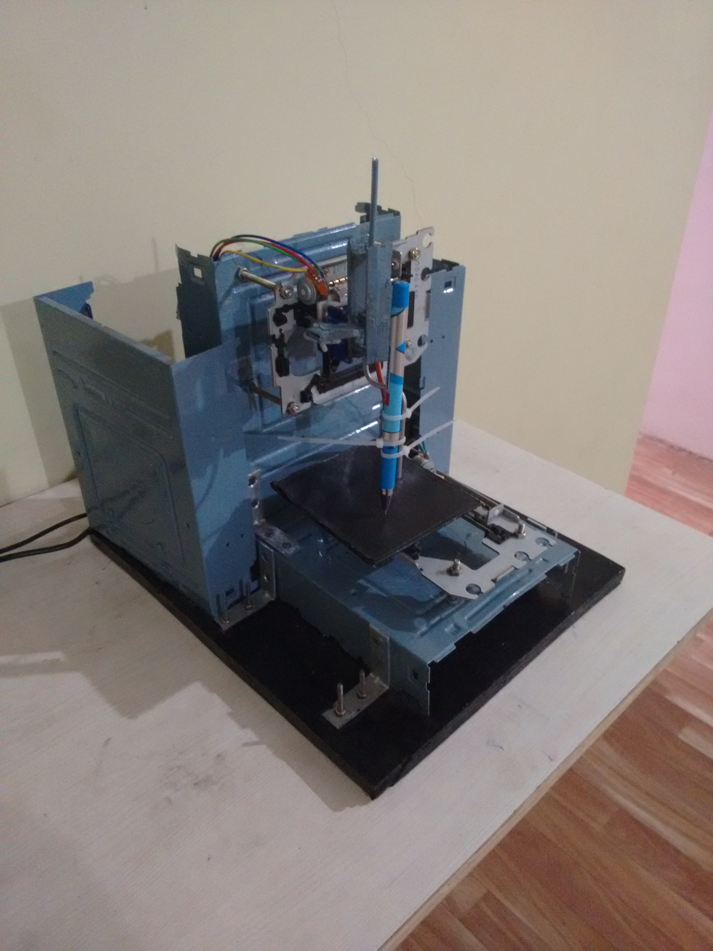 Arduino Based Cnc Plotter From Old Cd Rom 7 Steps Instructables - 8K Mountain Designs for Desktop