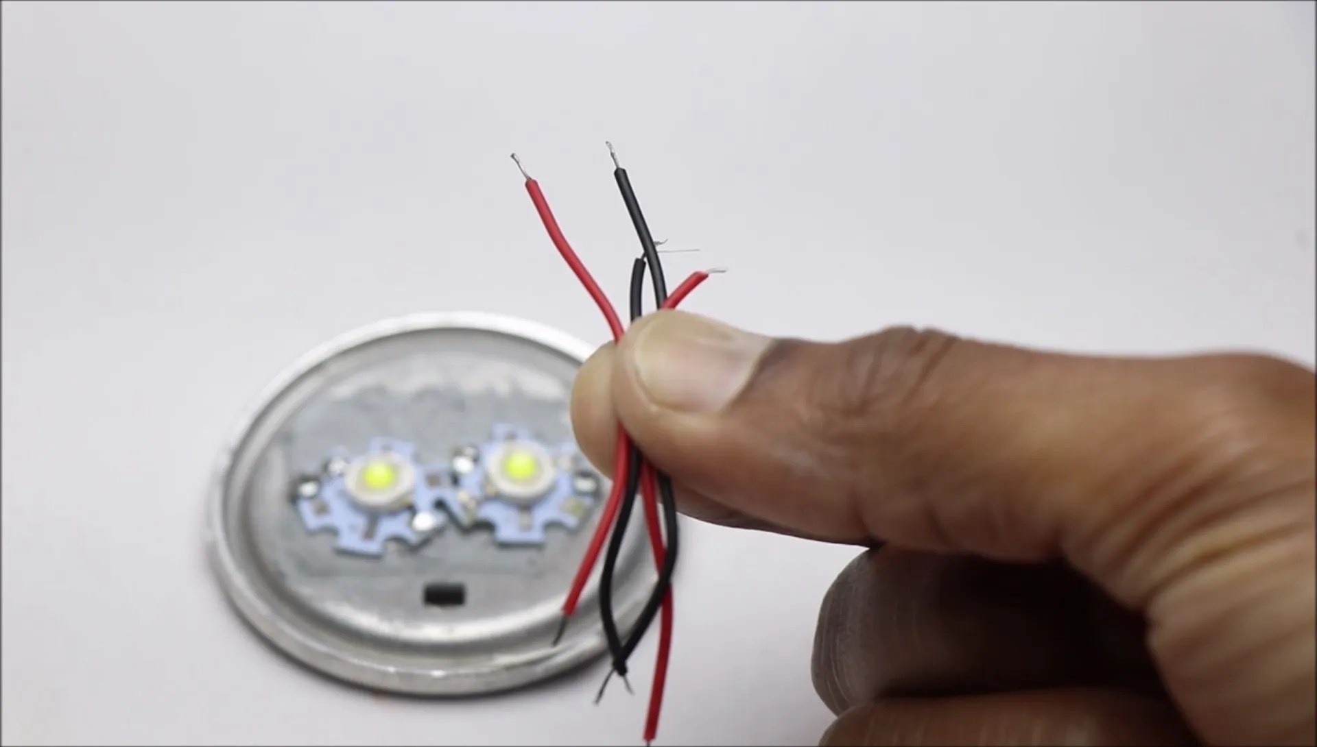 Giving Led Bulbs A Second Chance 7 Steps With Pictures Instructables