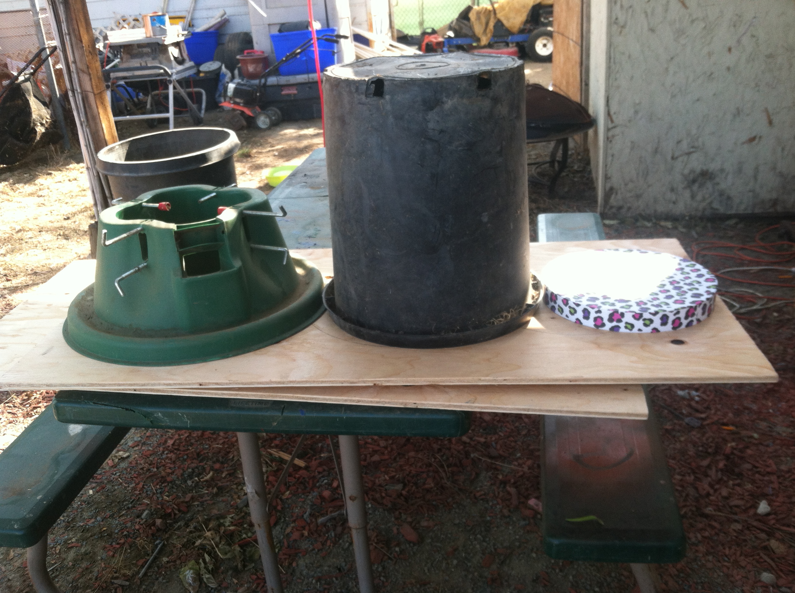 Christmas Snowman Instructables - Premium Nature Illustration Gallery - Retina