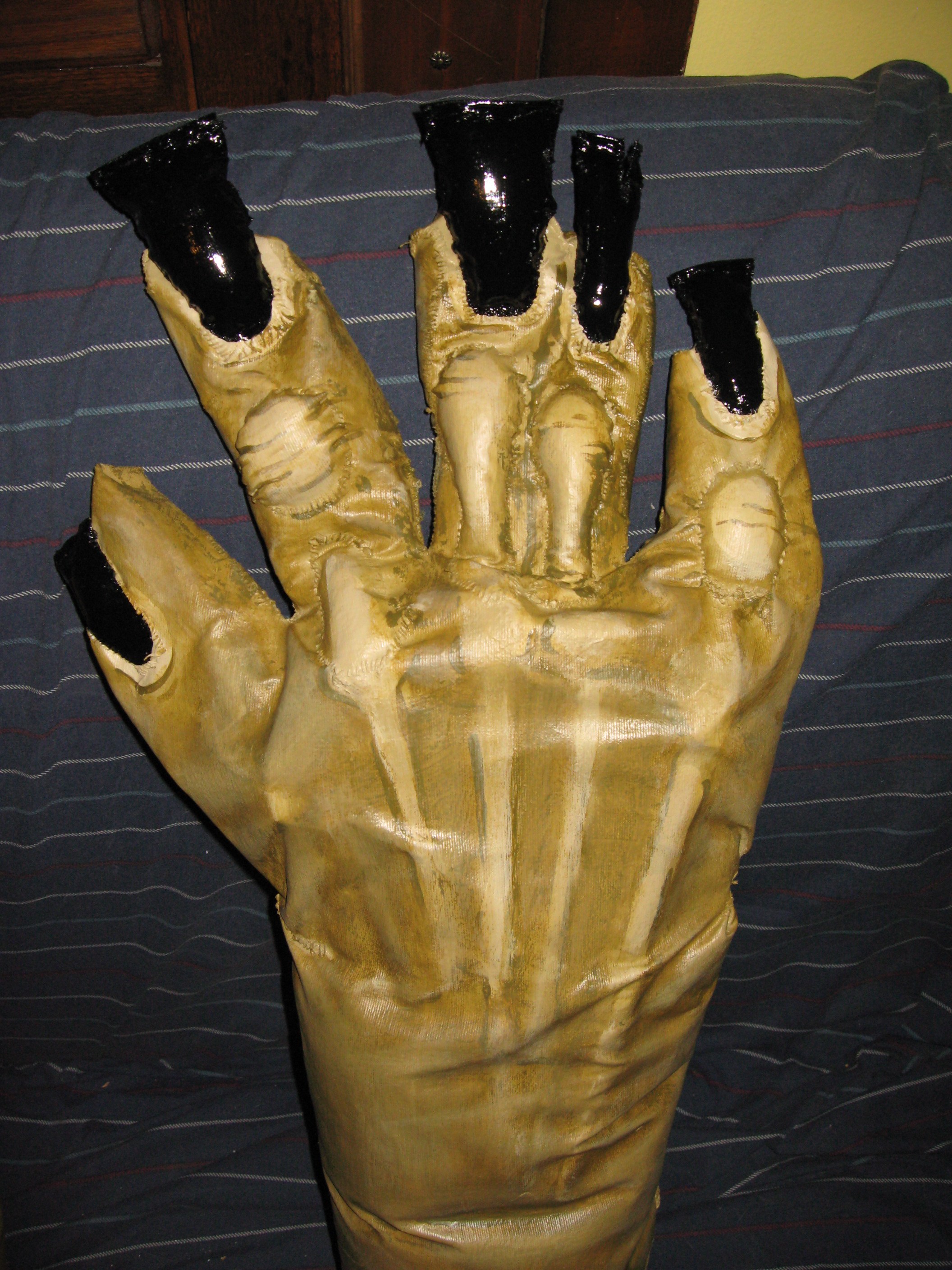 Giant Monster Hands Now With Action Video 9 Steps Instructables - Mountain Image Collection - Mobile Quality