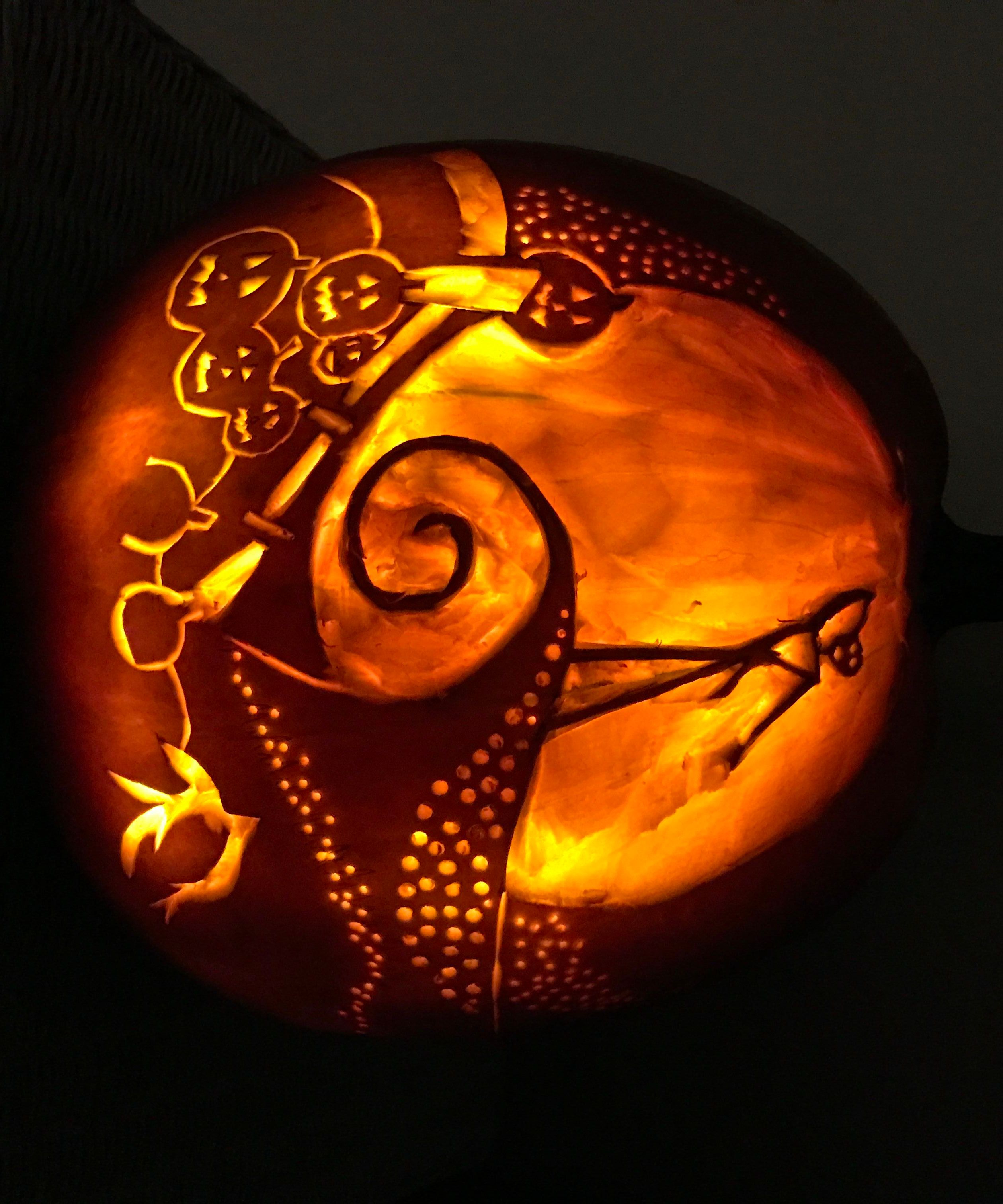 Halloween Pumpkin Instructables - Premium Minimal Background Gallery - Ultra HD