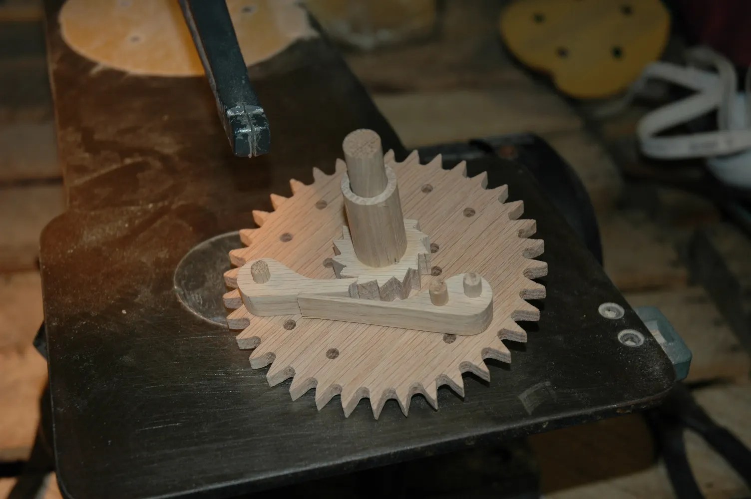 Wooden Gear Clock 9 Steps With Pictures Instructables