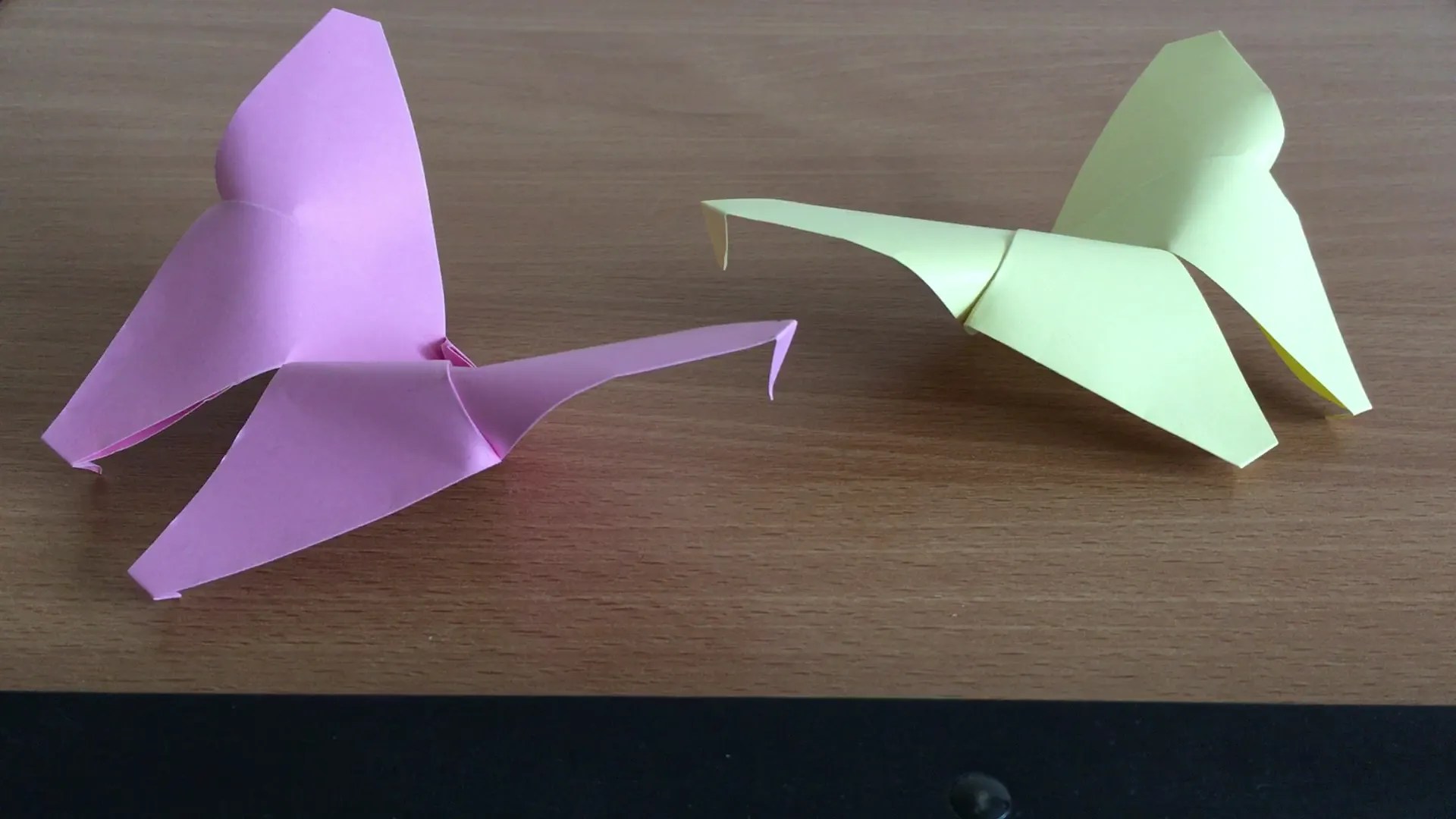With just a few items you can design your own notepads for friends, family or yourself. How To Make An Easy Origami Butterfly 7 Steps With Pictures Instructables