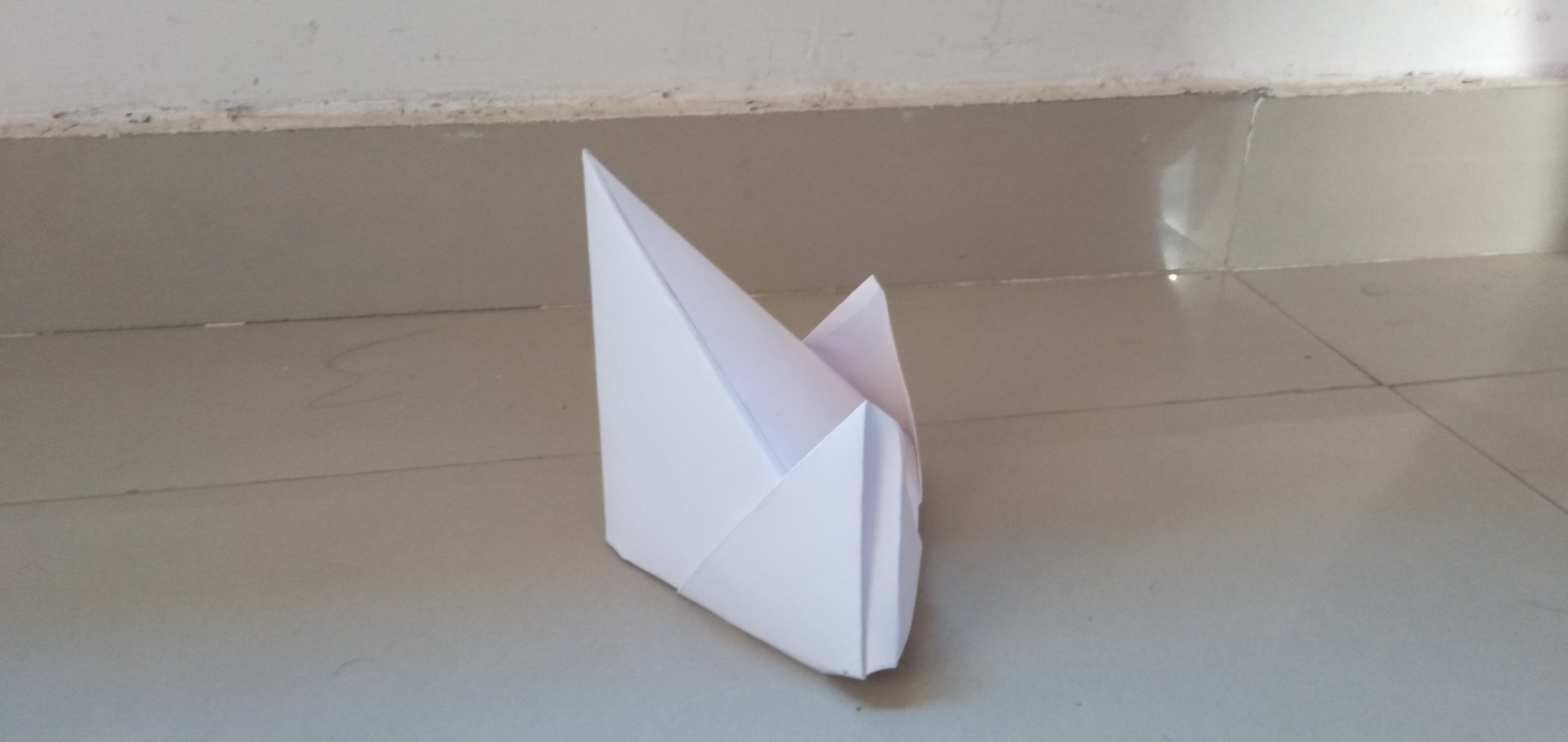 In this video, i am going to show you special cards making at home.please like the video, if you liked the card. Diy Paper Stand For Smartphone No Glue 5 Steps Instructables