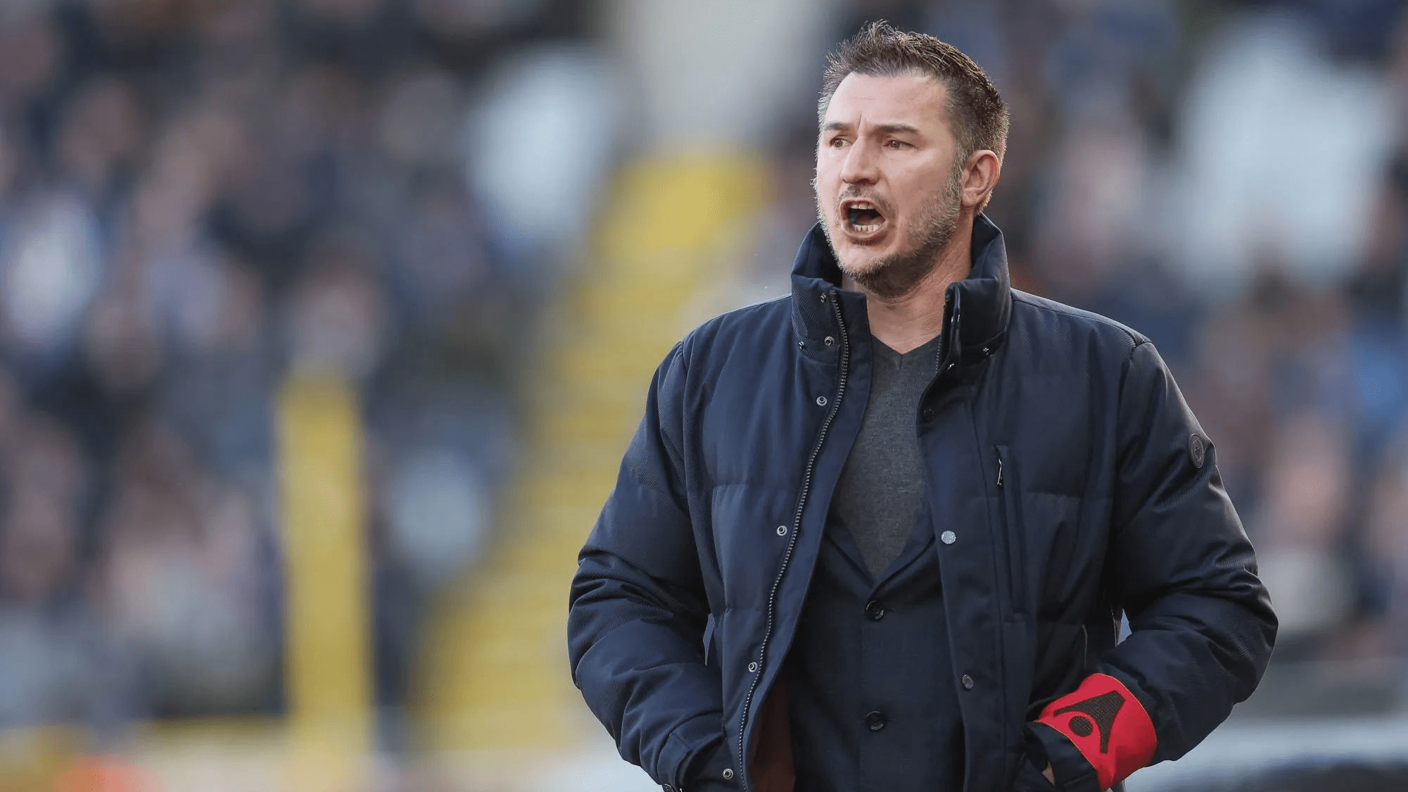 ستاندار لياج البلجيكي يقيل مدربه لسوء النتائج