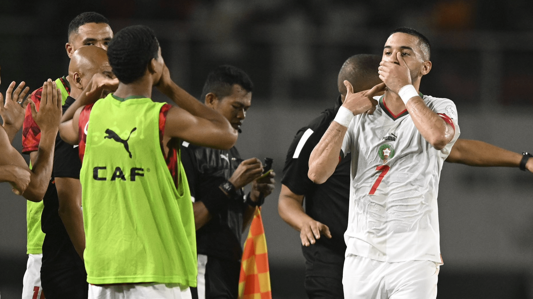 كان: المغرب يضمن صدارة مجموعته والكونغو يرافقه إلى دور الـ 16