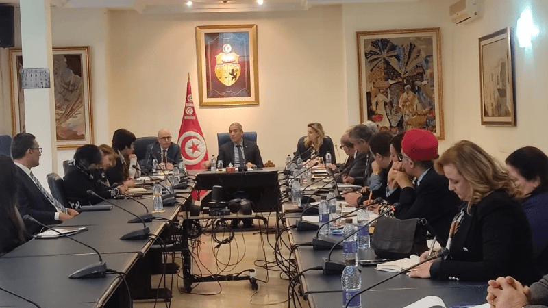 وزير السياحة: يجب النهوض بالصناعات التقليدية ودفع الاستثمار