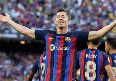 Lewandowski: Espero jugar con Messi la próxima temporada