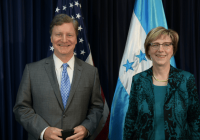 Llega a Honduras nuevo ministro consejero de la embajada de EE.UU